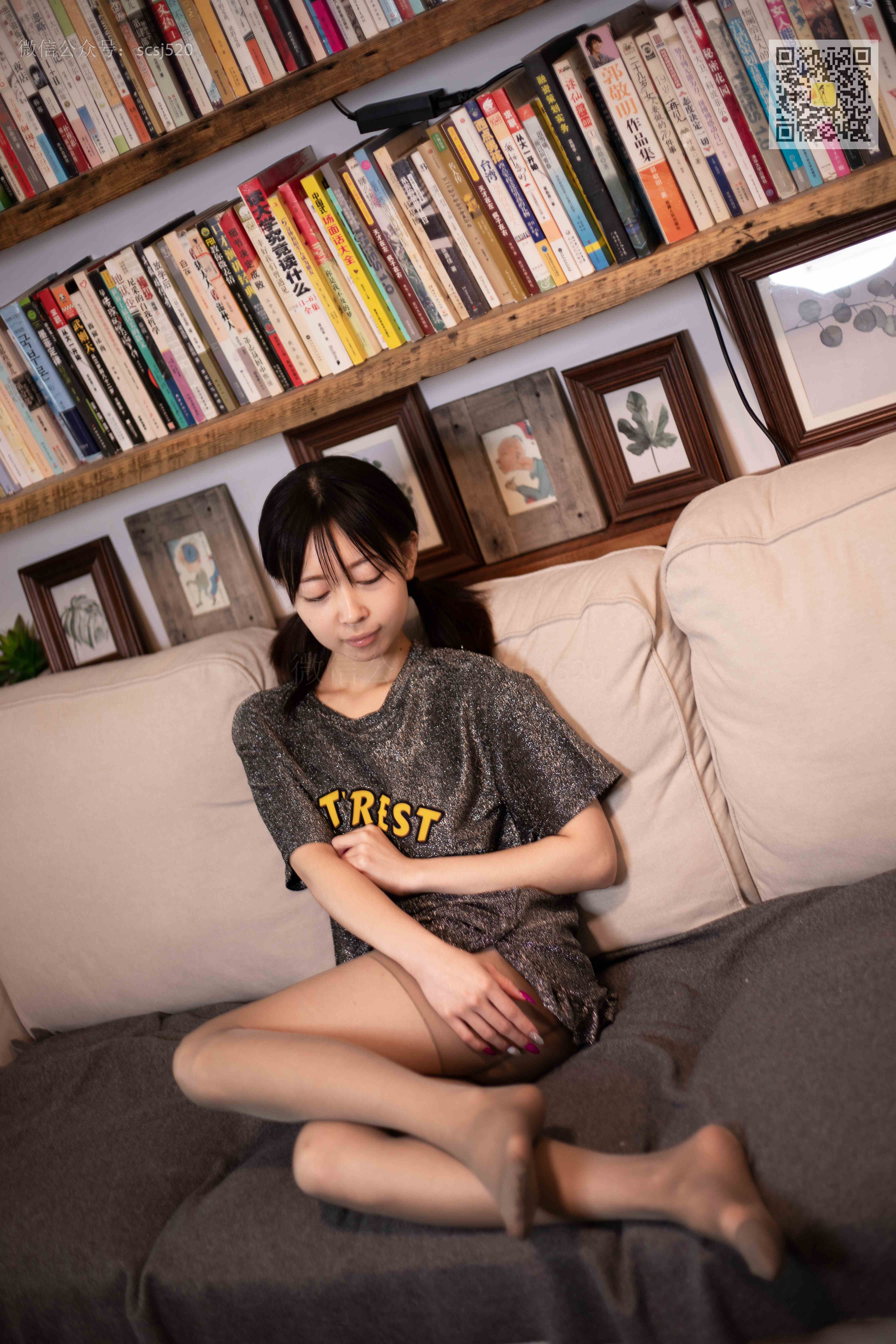 China Beauty Legs and feet 1395