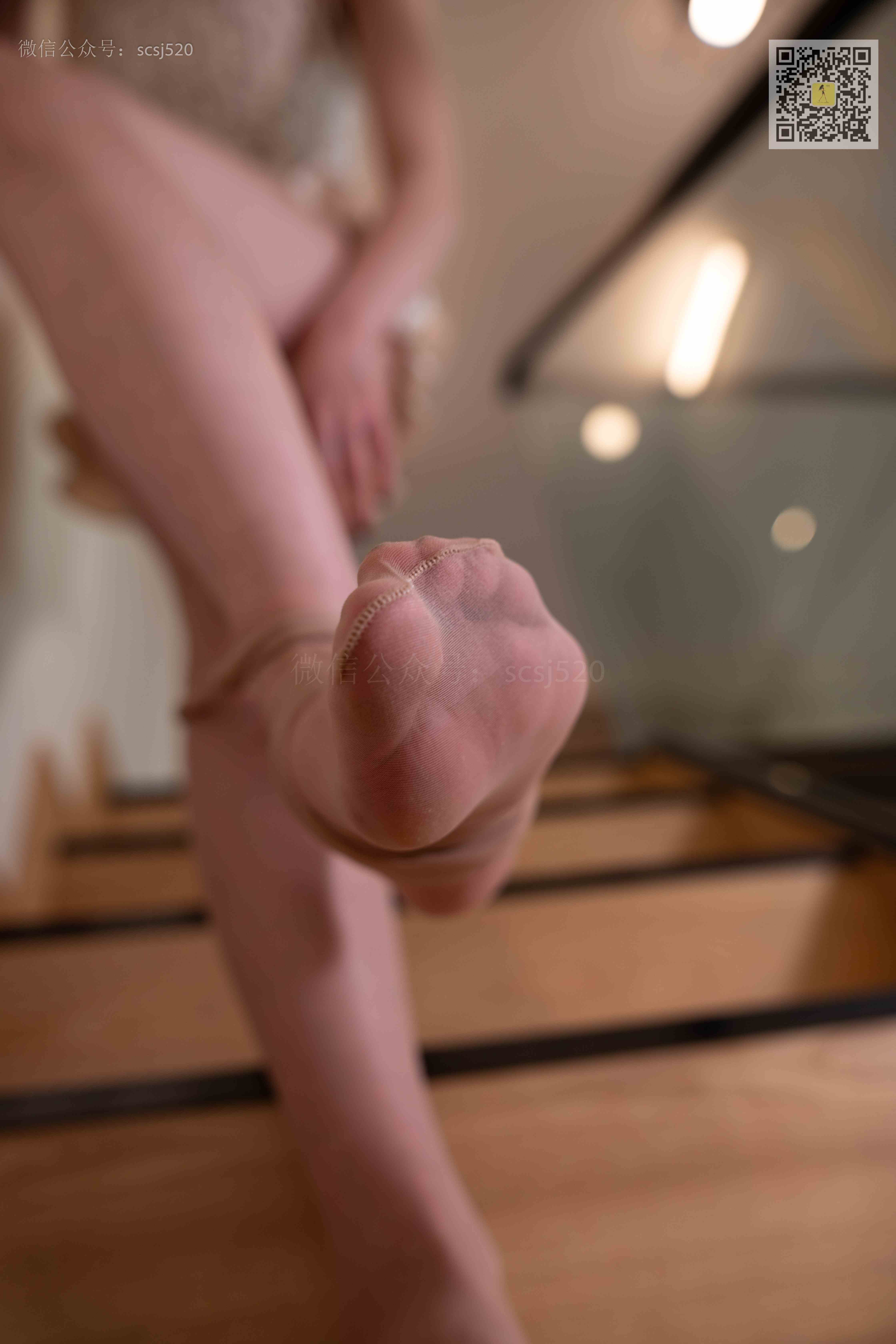 China Beauty Legs and feet 1397