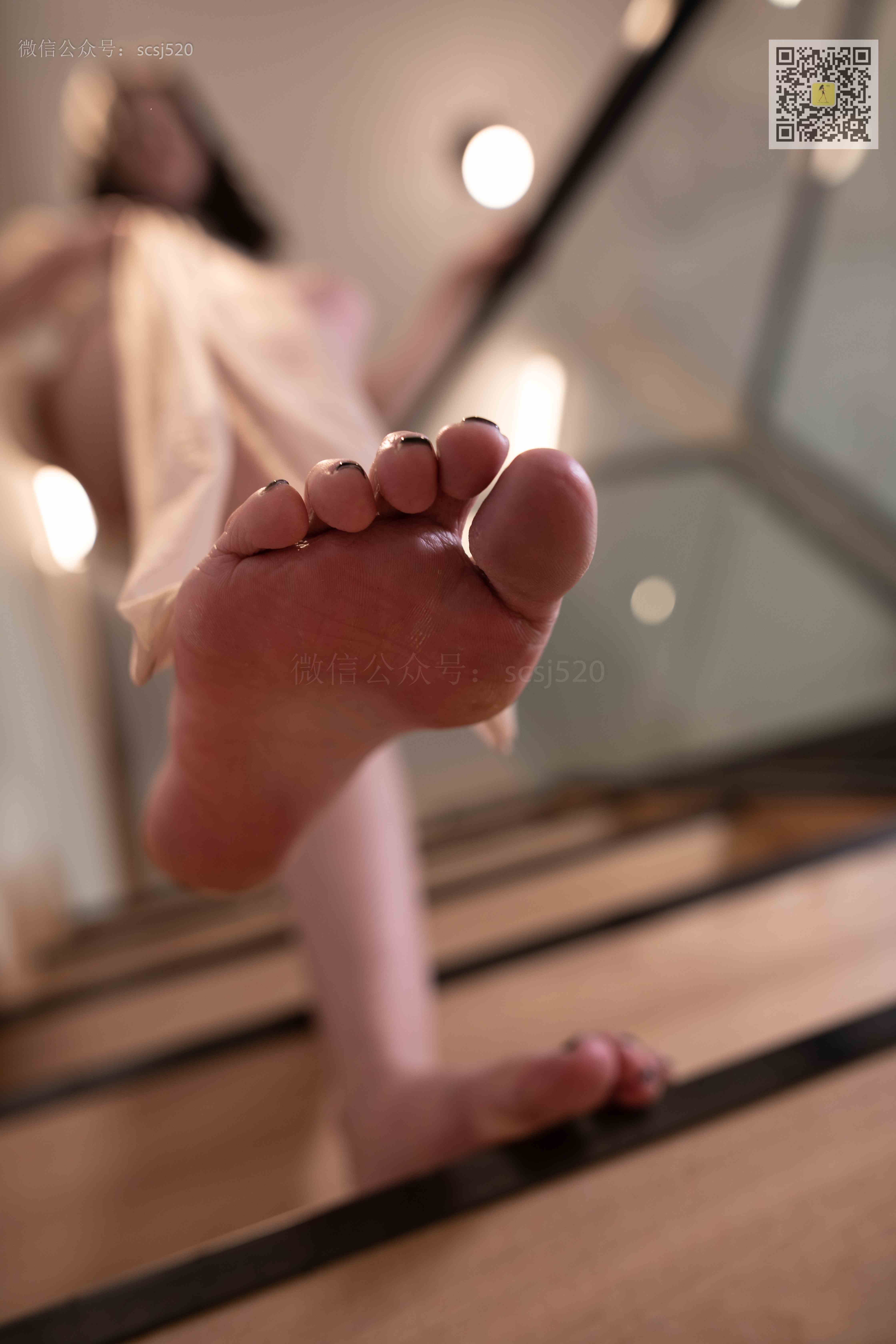 China Beauty Legs and feet 1397