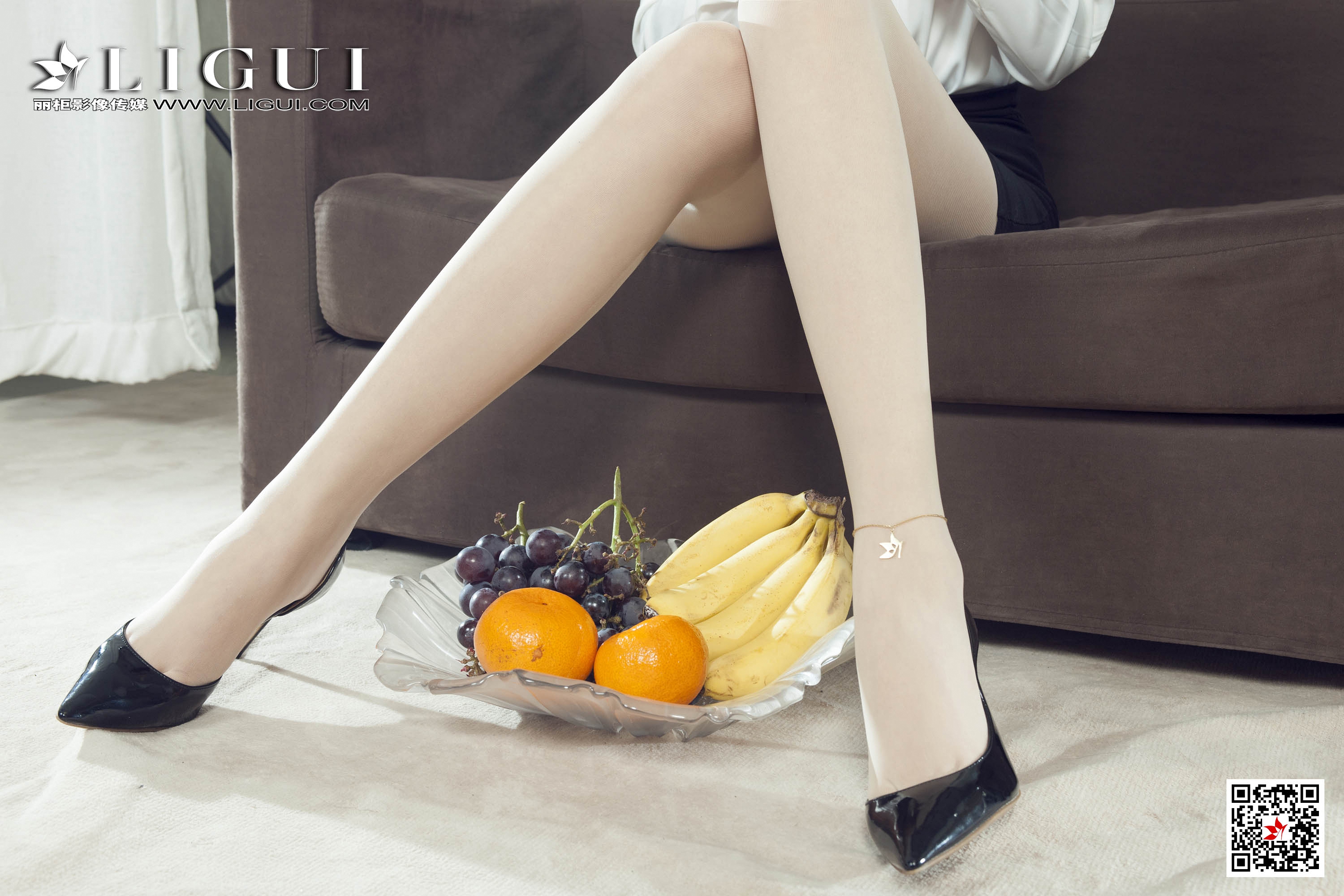 pretty lady dirty feet 131