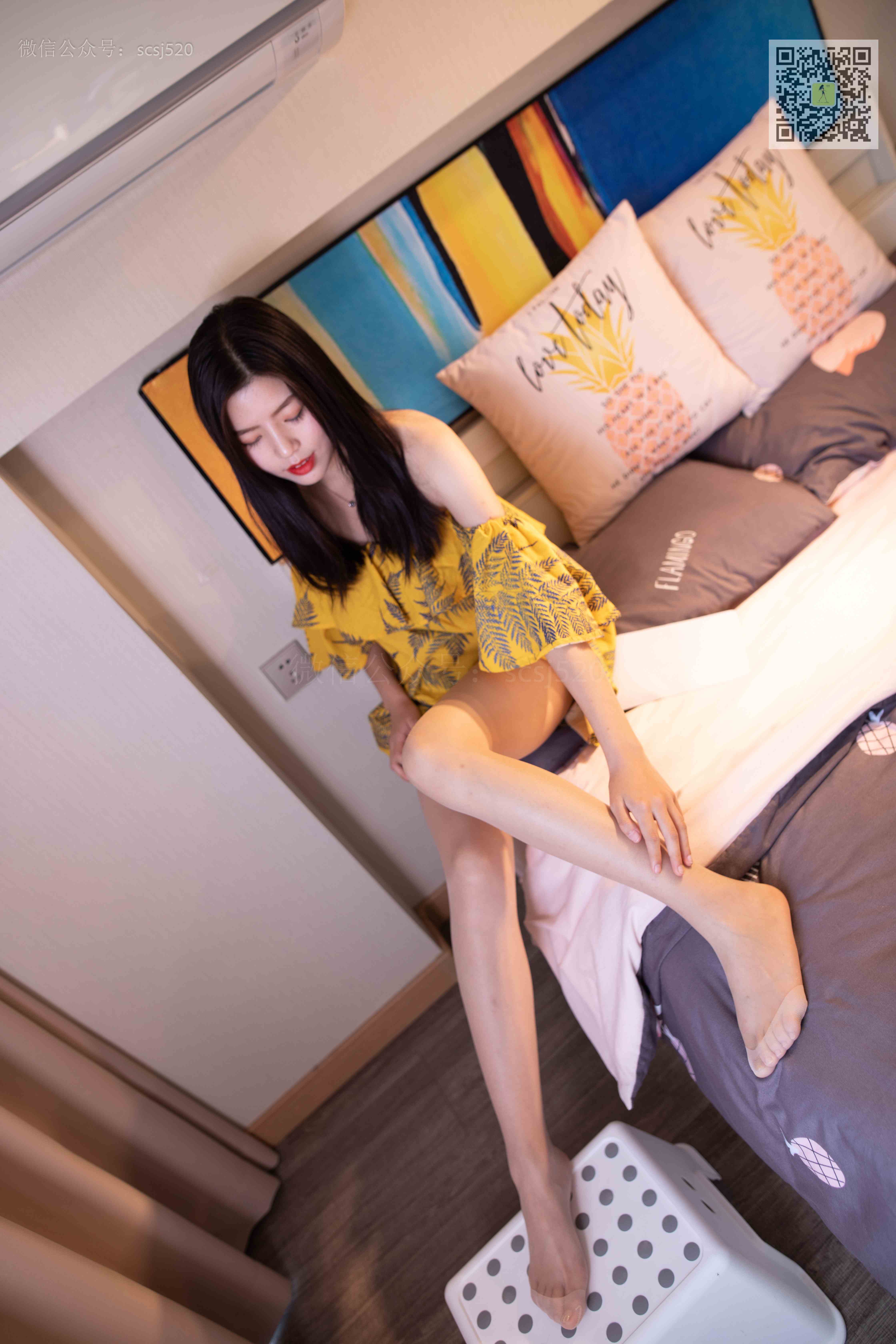 China Beauty Legs and feet 1405