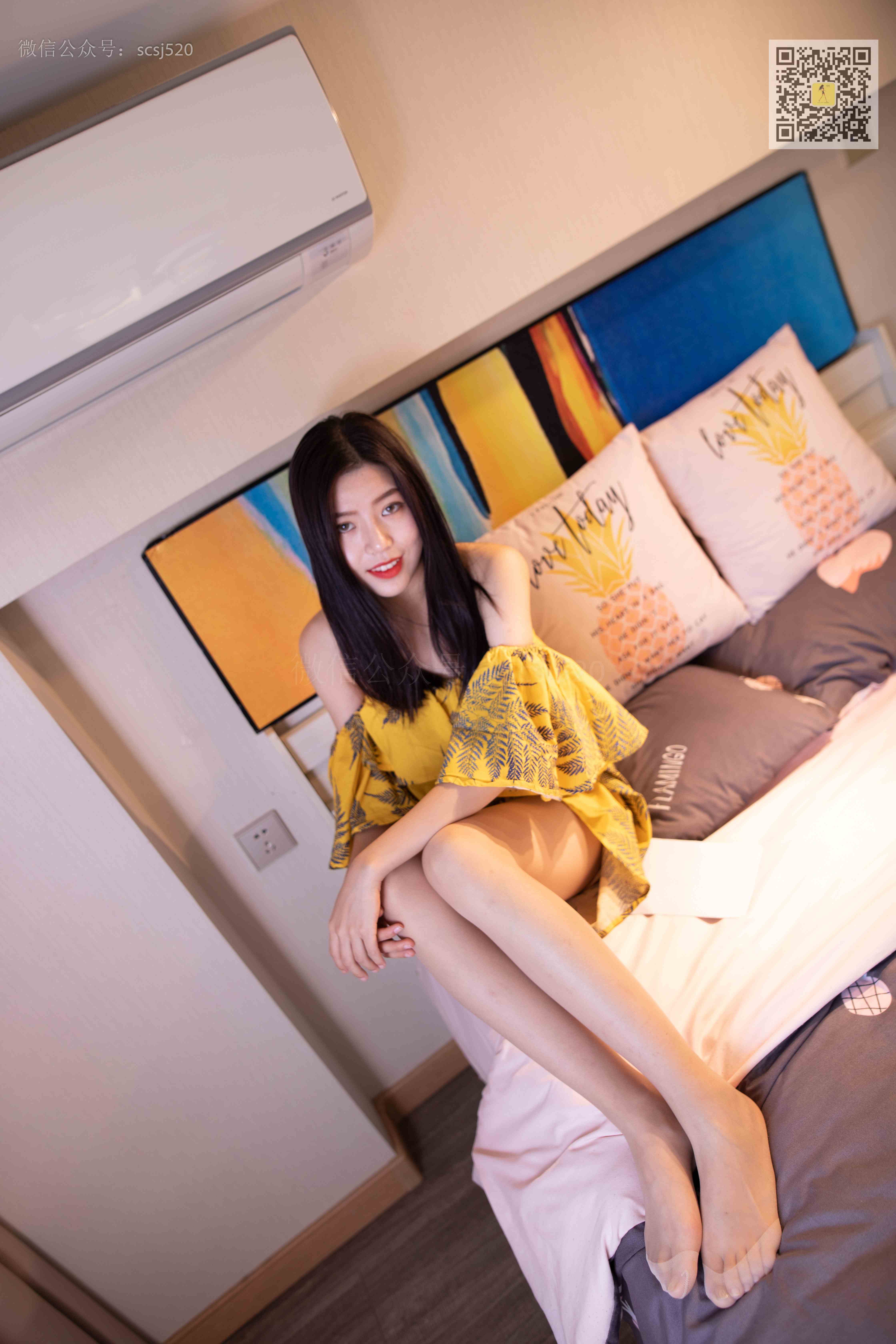 China Beauty Legs and feet 1405