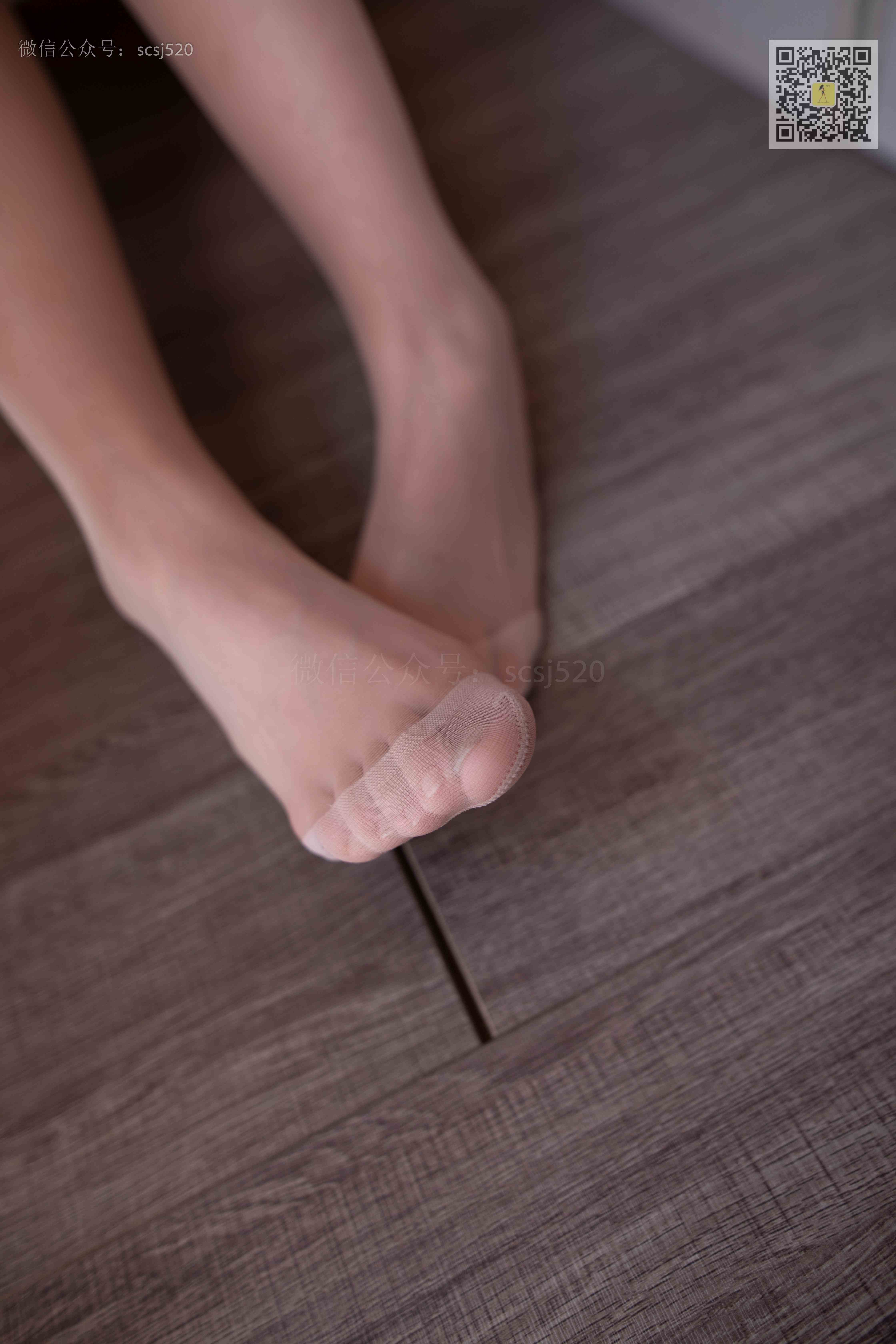 China Beauty Legs and feet 1405