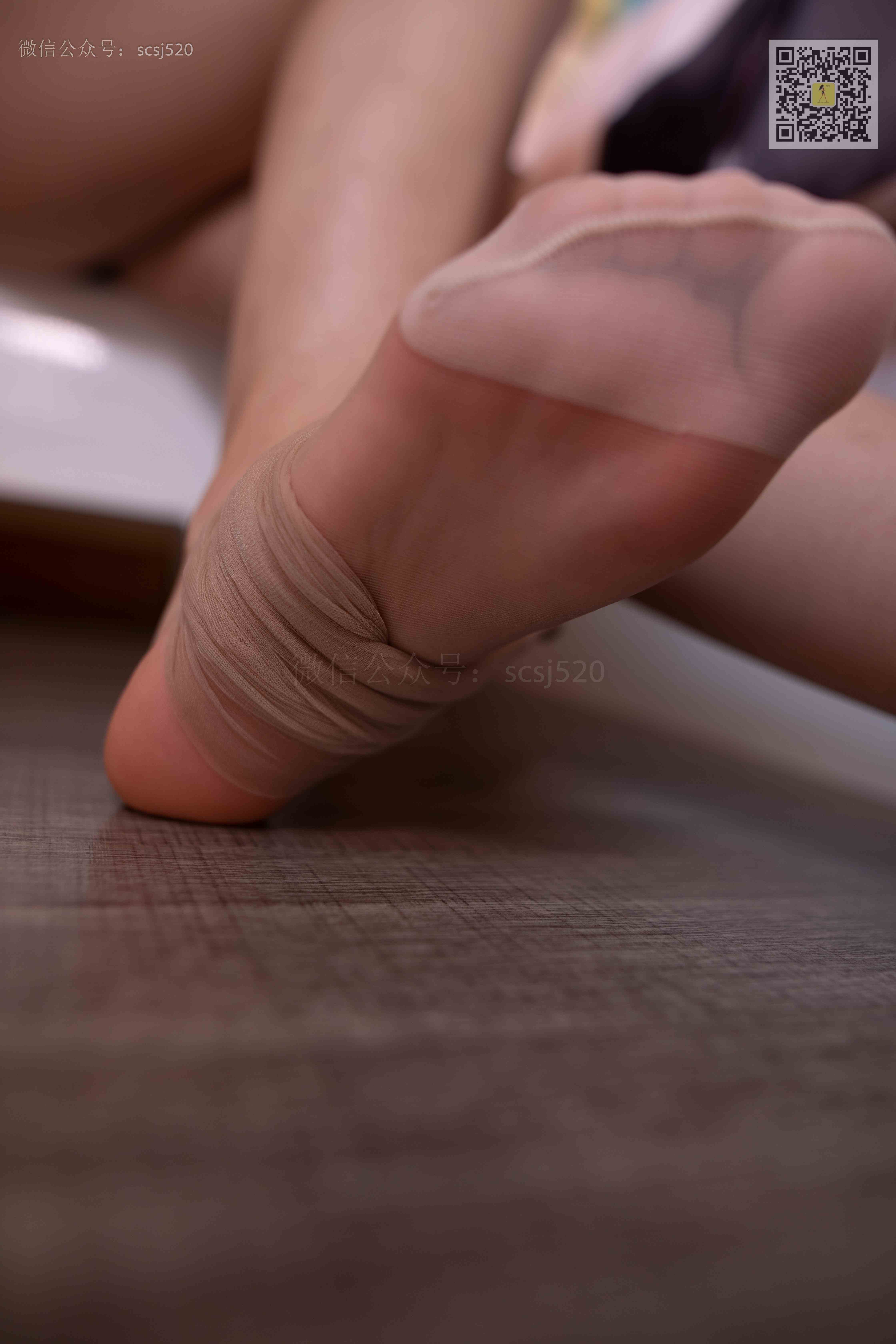 China Beauty Legs and feet 1405