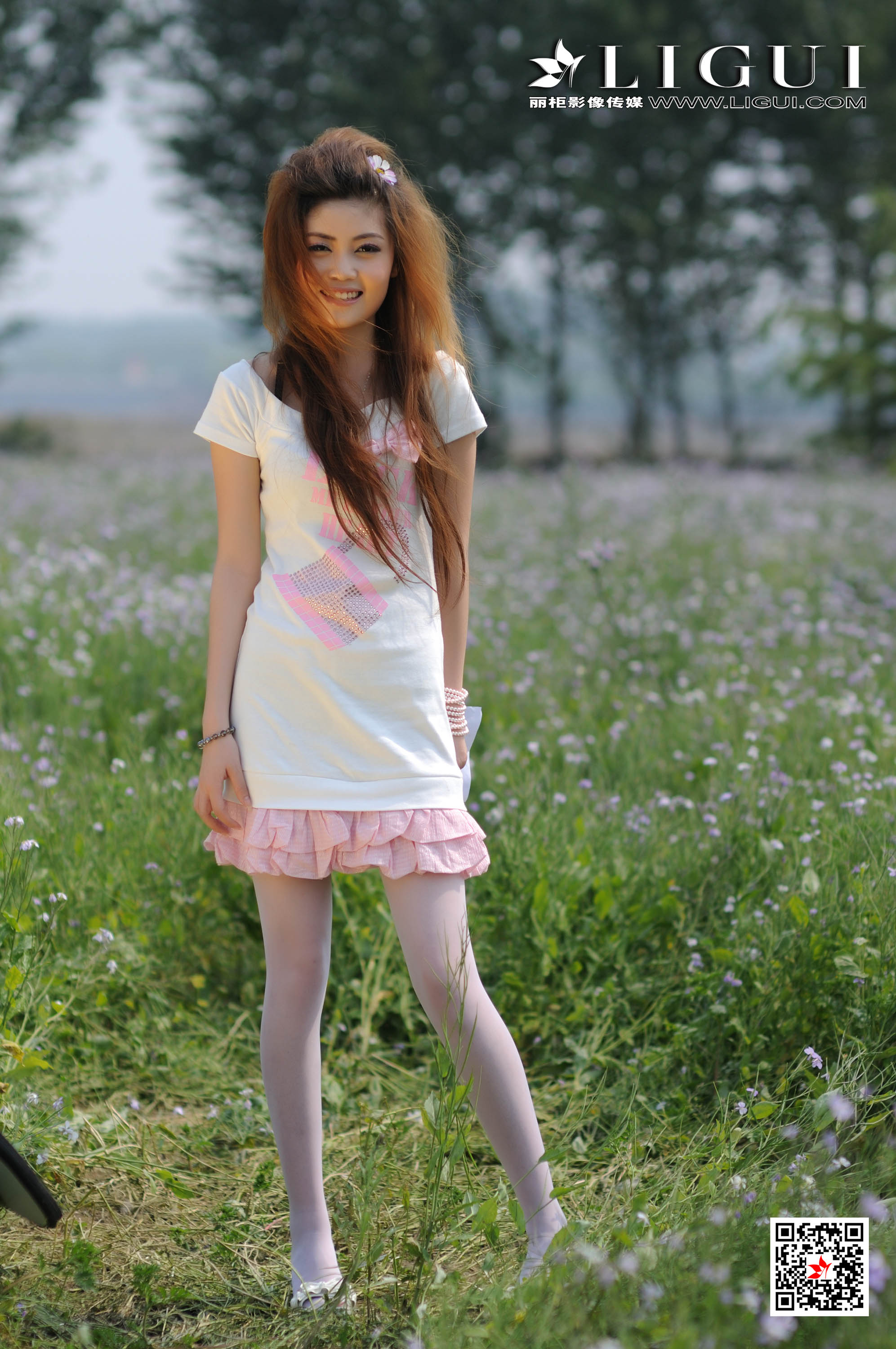 pretty lady dirty feet 133