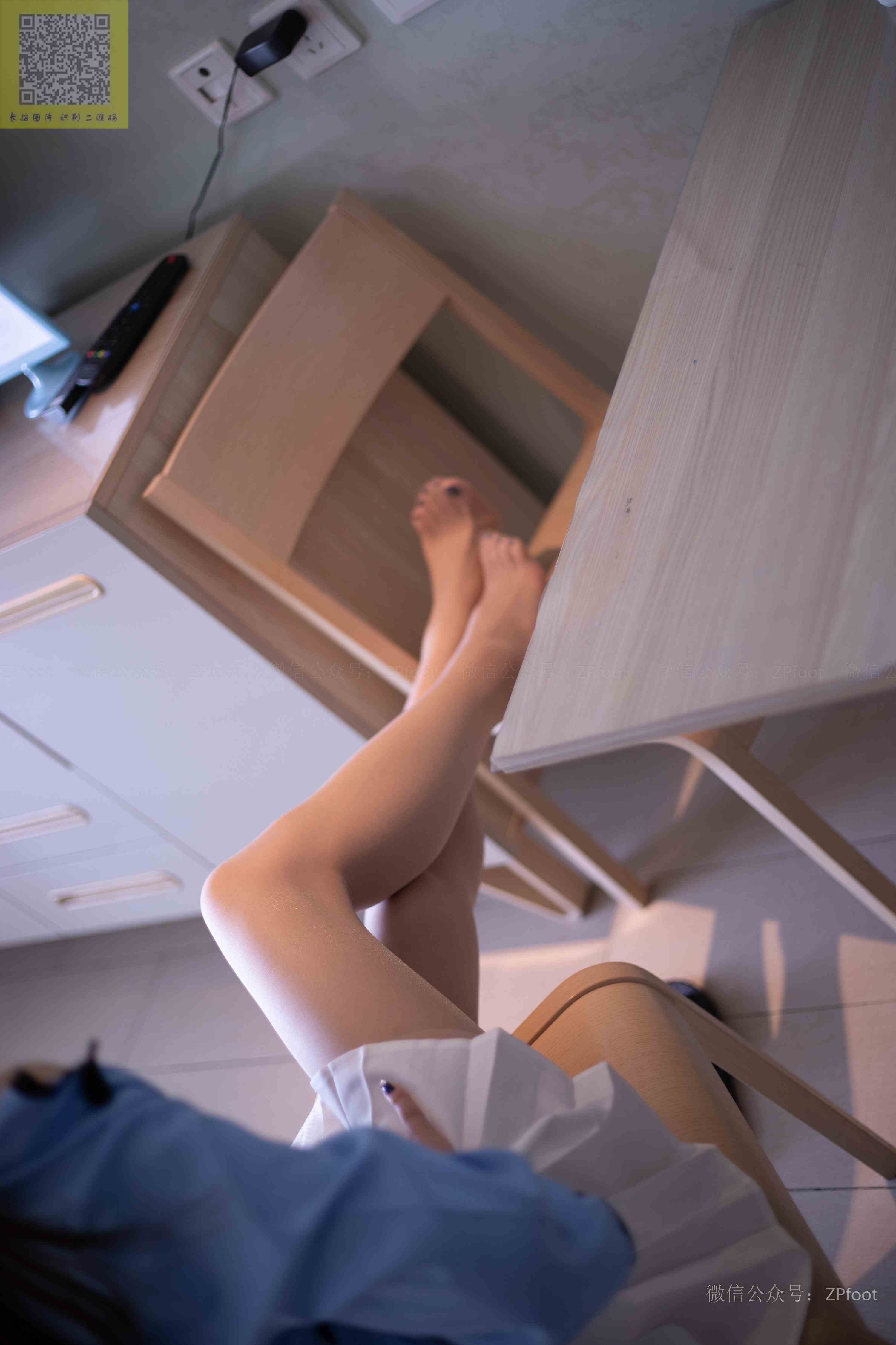 China Beauty Legs and feet 1412