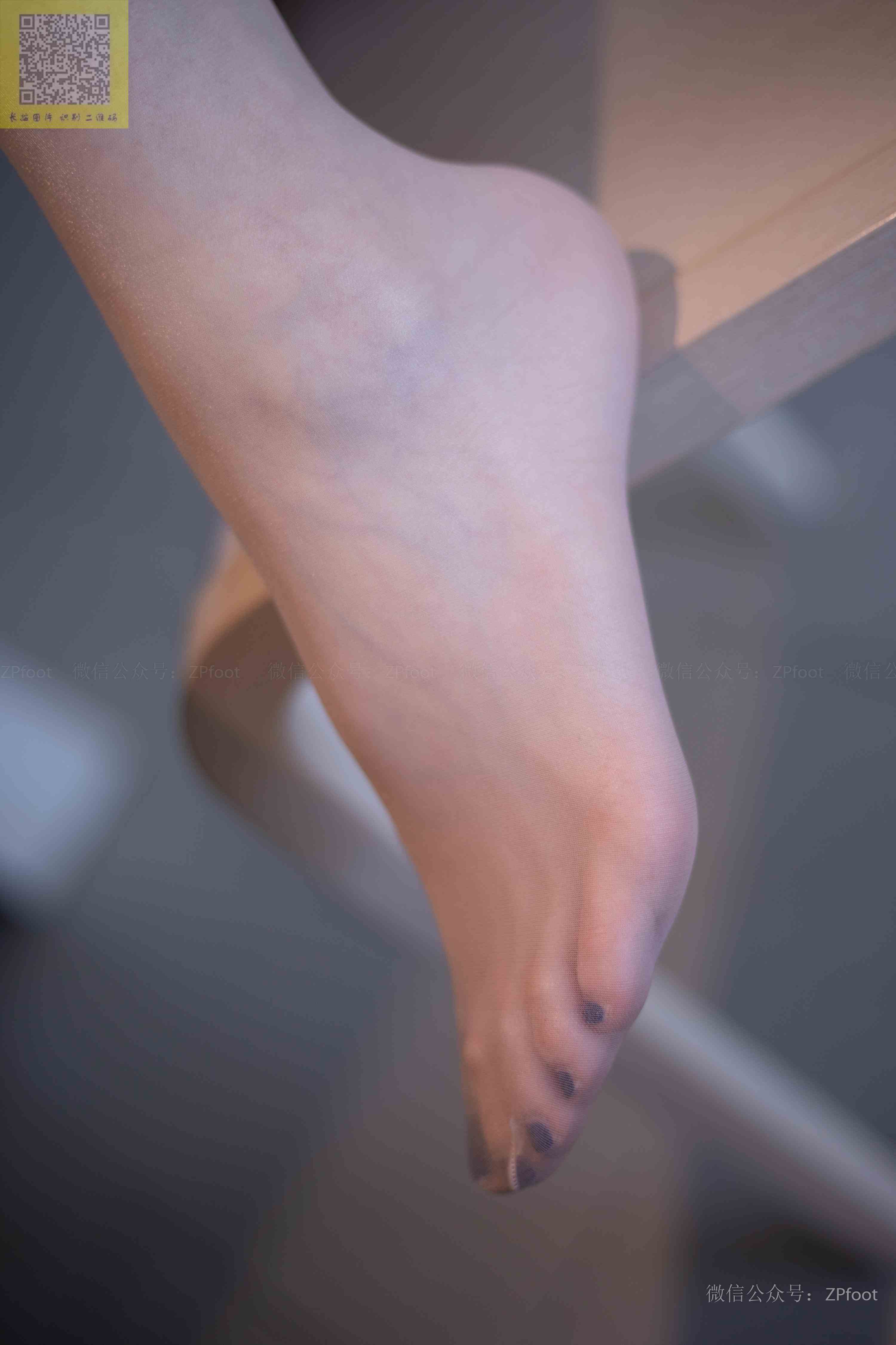 China Beauty Legs and feet 1412