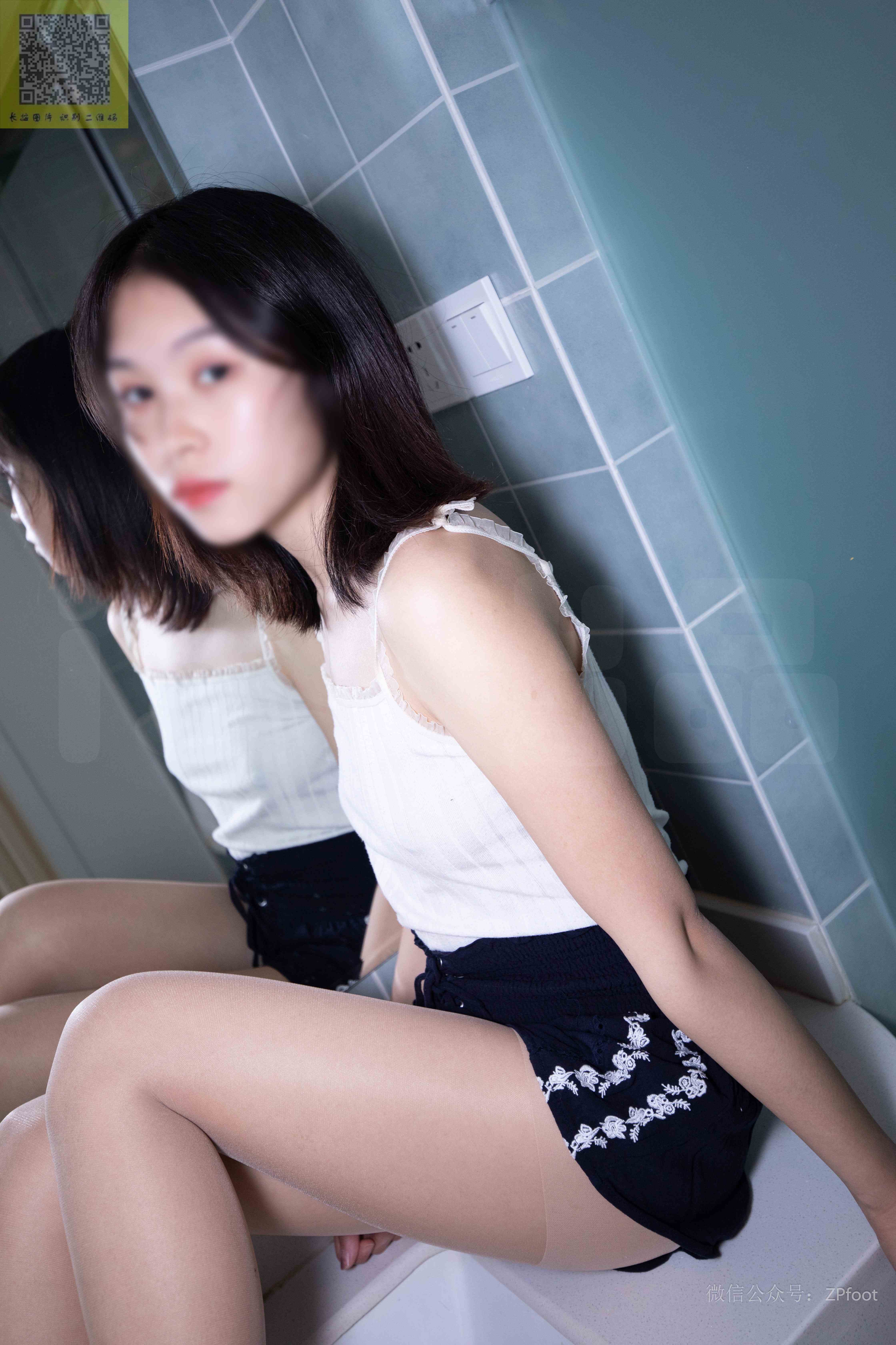 China Beauty Legs and feet 1422