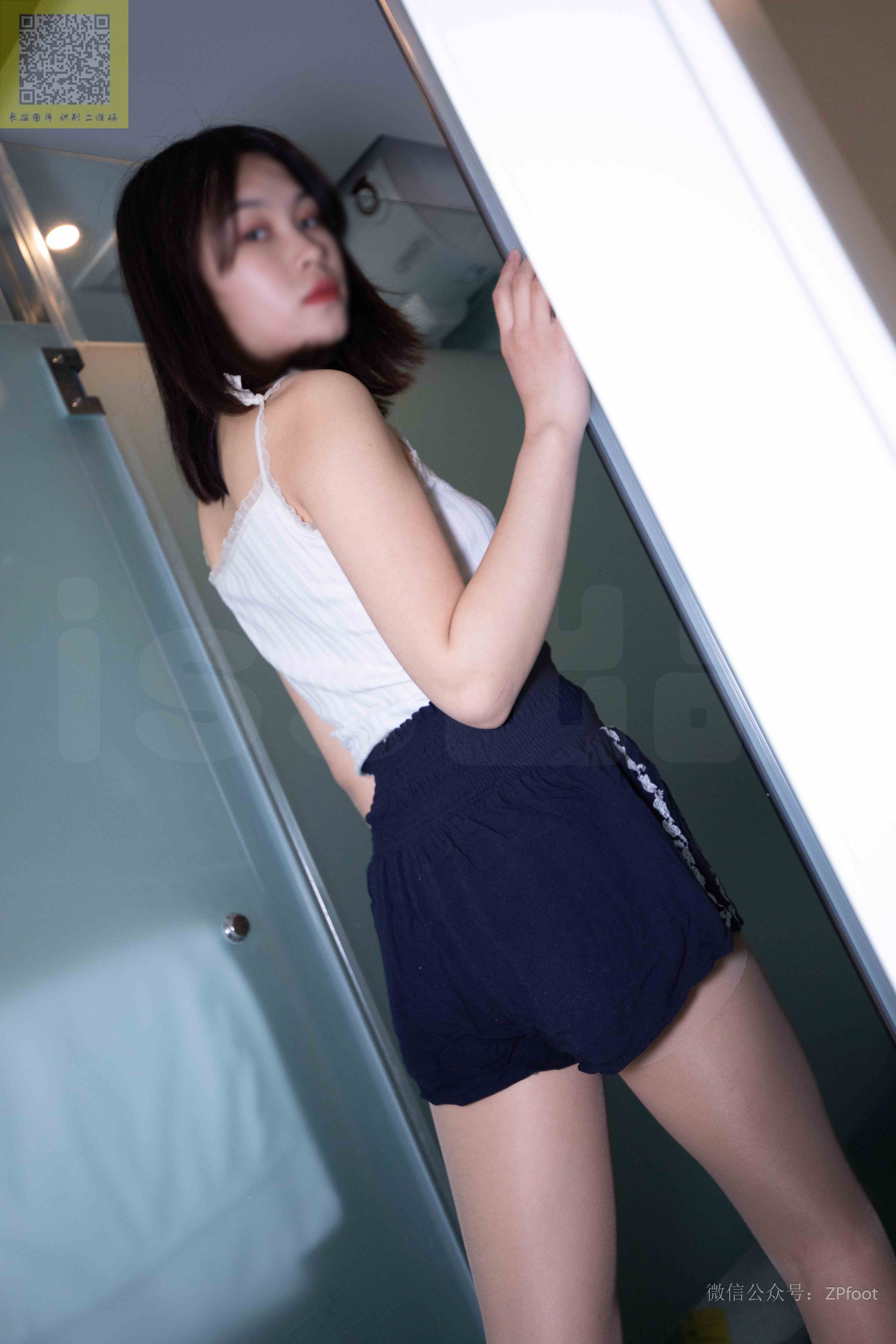 China Beauty Legs and feet 1422