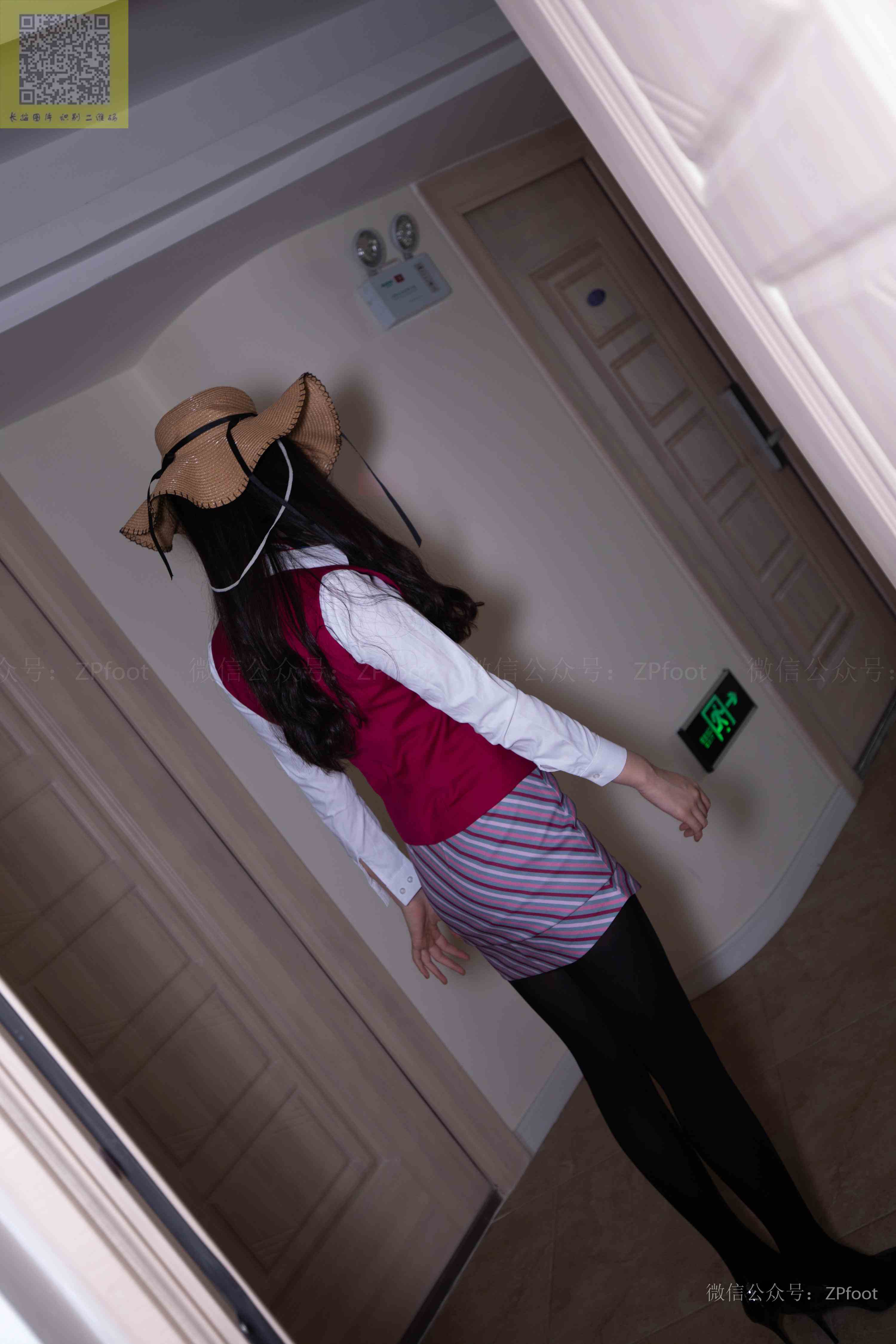 China Beauty Legs and feet 1423