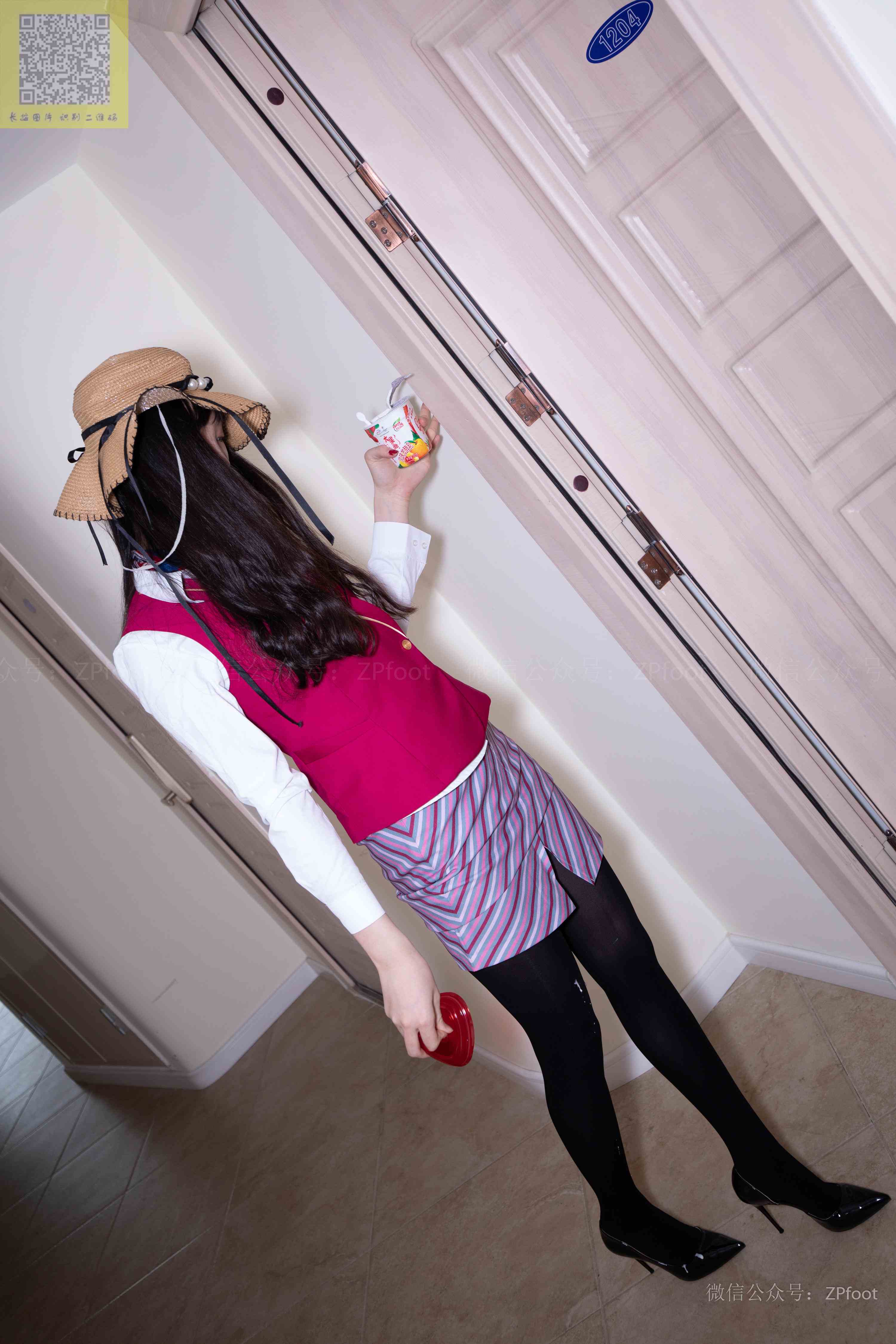 China Beauty Legs and feet 1423