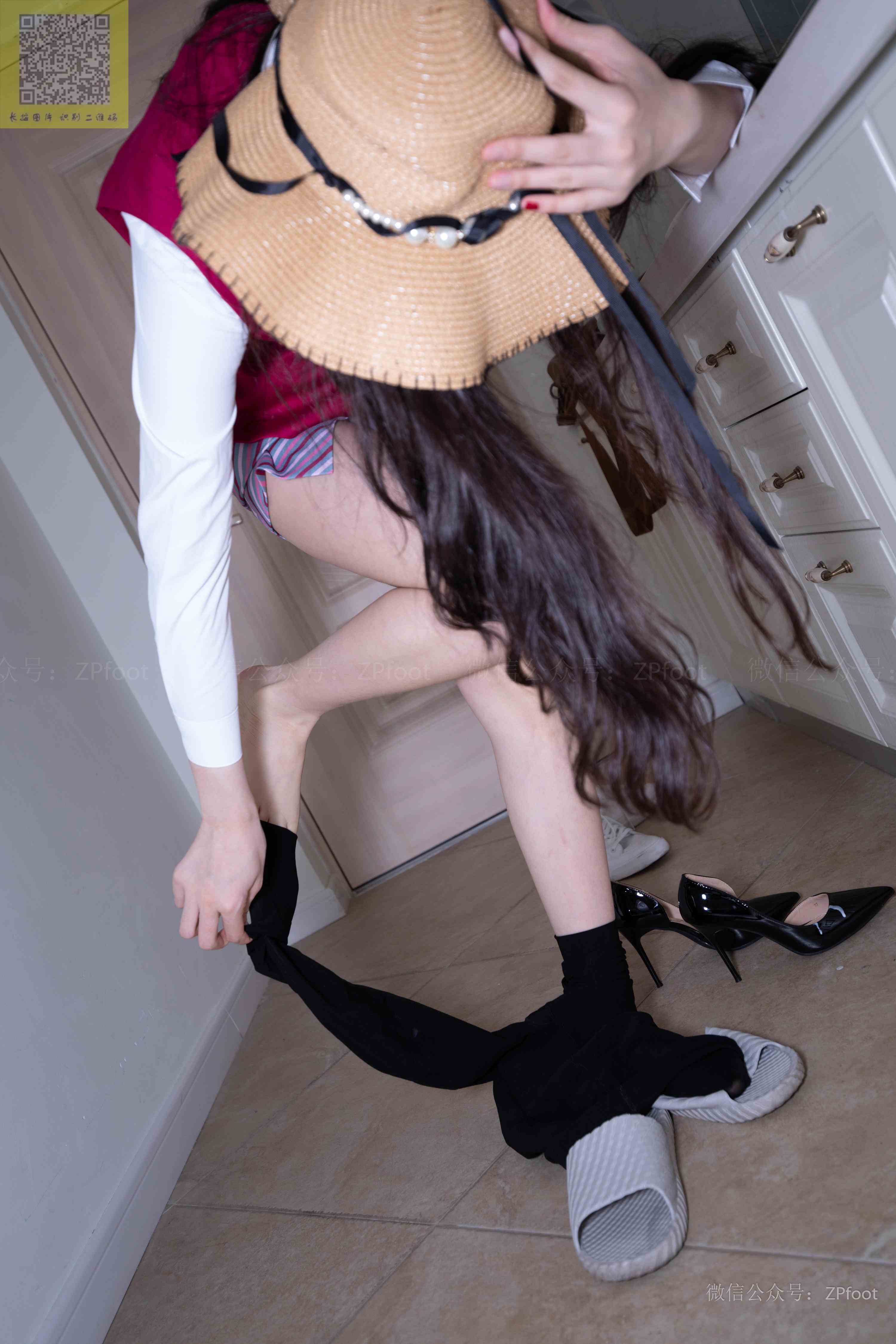 China Beauty Legs and feet 1423