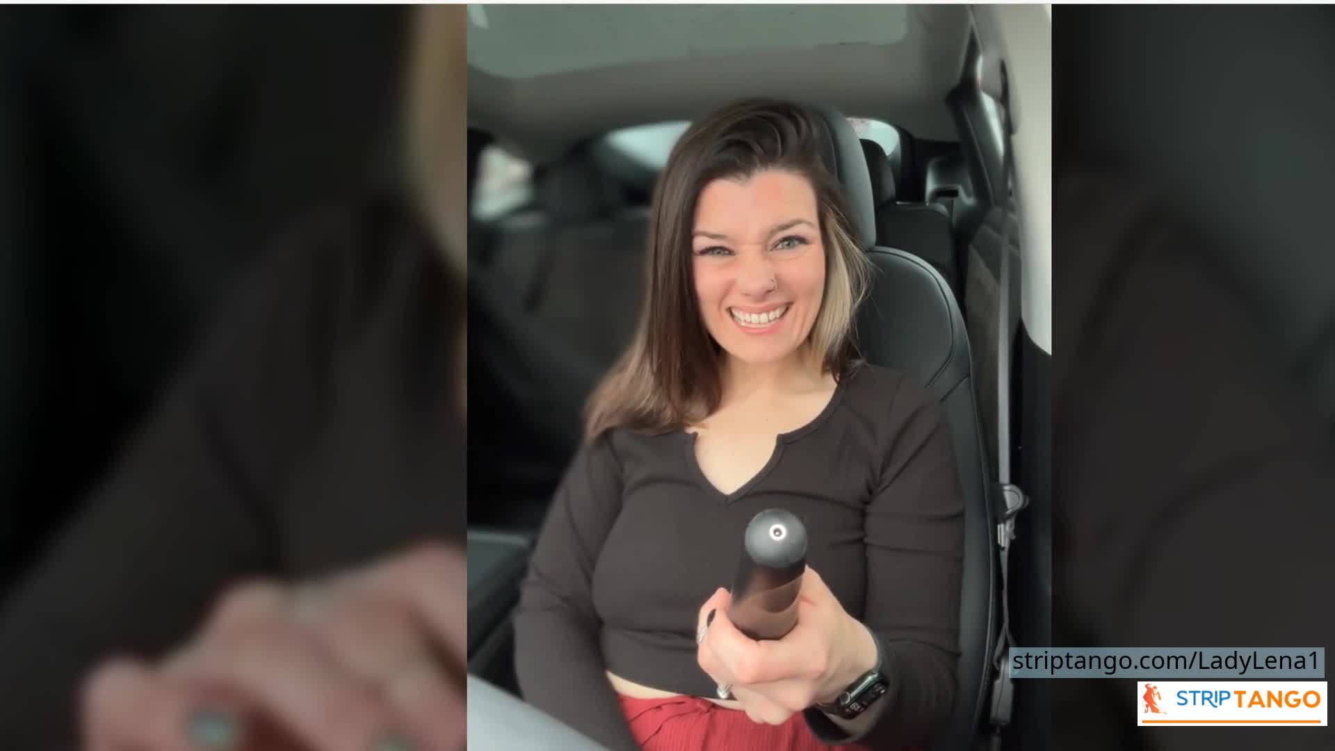 Striptango Outdoor Tease – 1000 Pics of Big Ass, Big Tits &