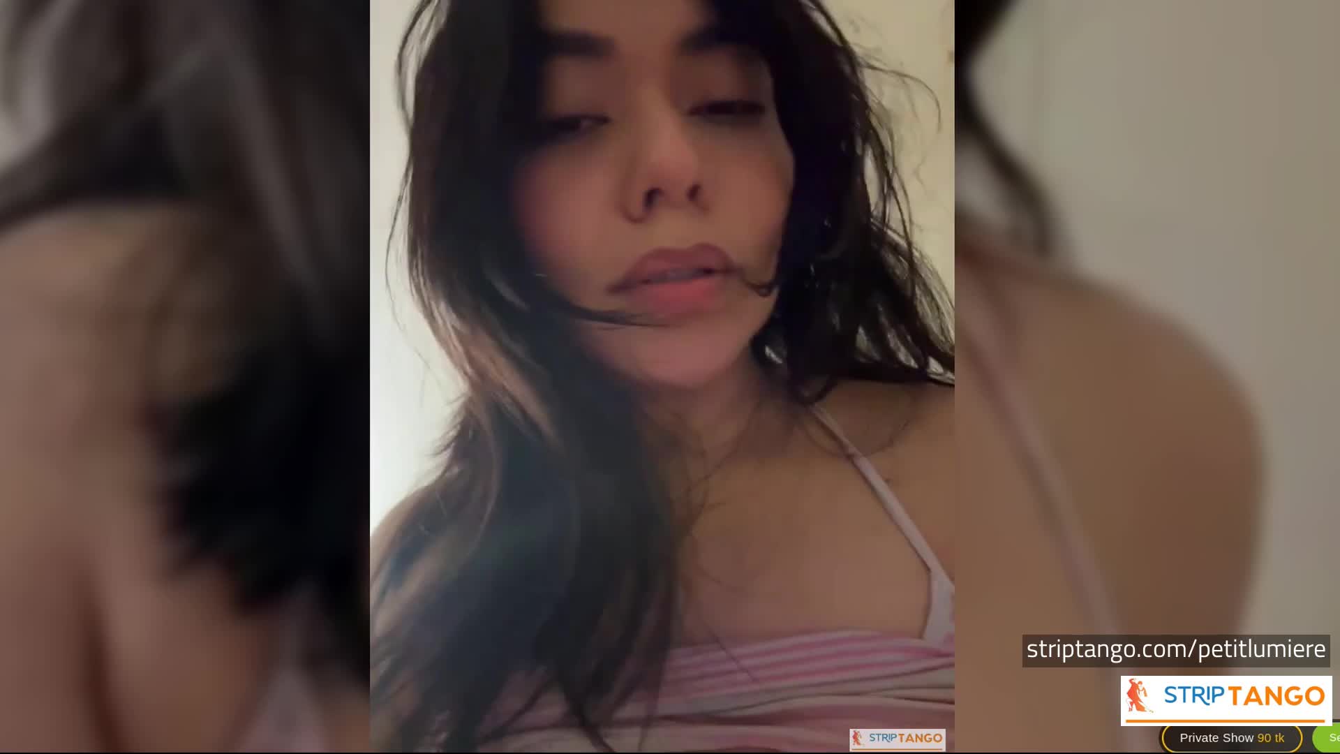 Striptango Outdoor Tease – 1000 Pics of Big Ass, Big Tits &