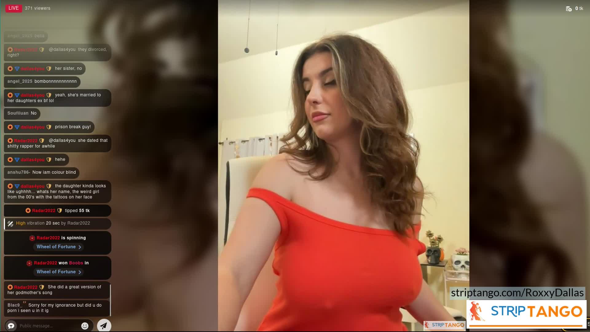 300 Pics of Big Ass, Big Tits & Hairy Pussy Striptango Camgi