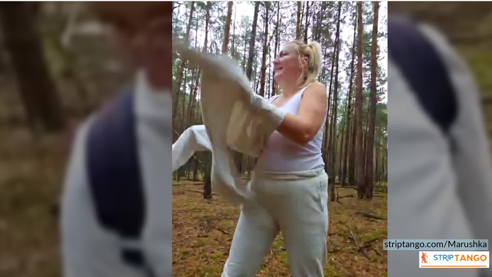 300 Pics of Big Ass, Big Tits & Hairy Pussy Striptango Camgi