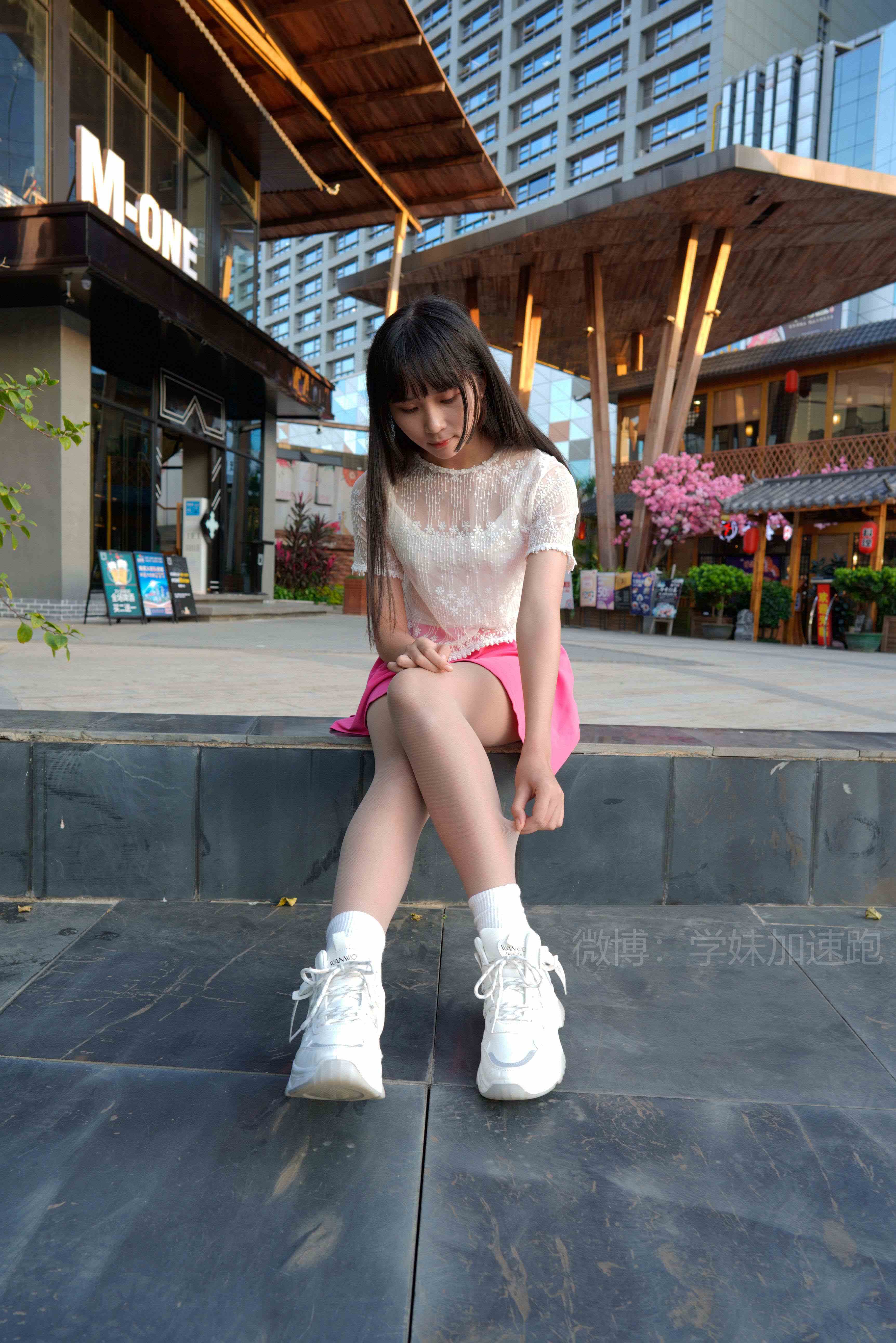 China Beauty Legs and feet 1433