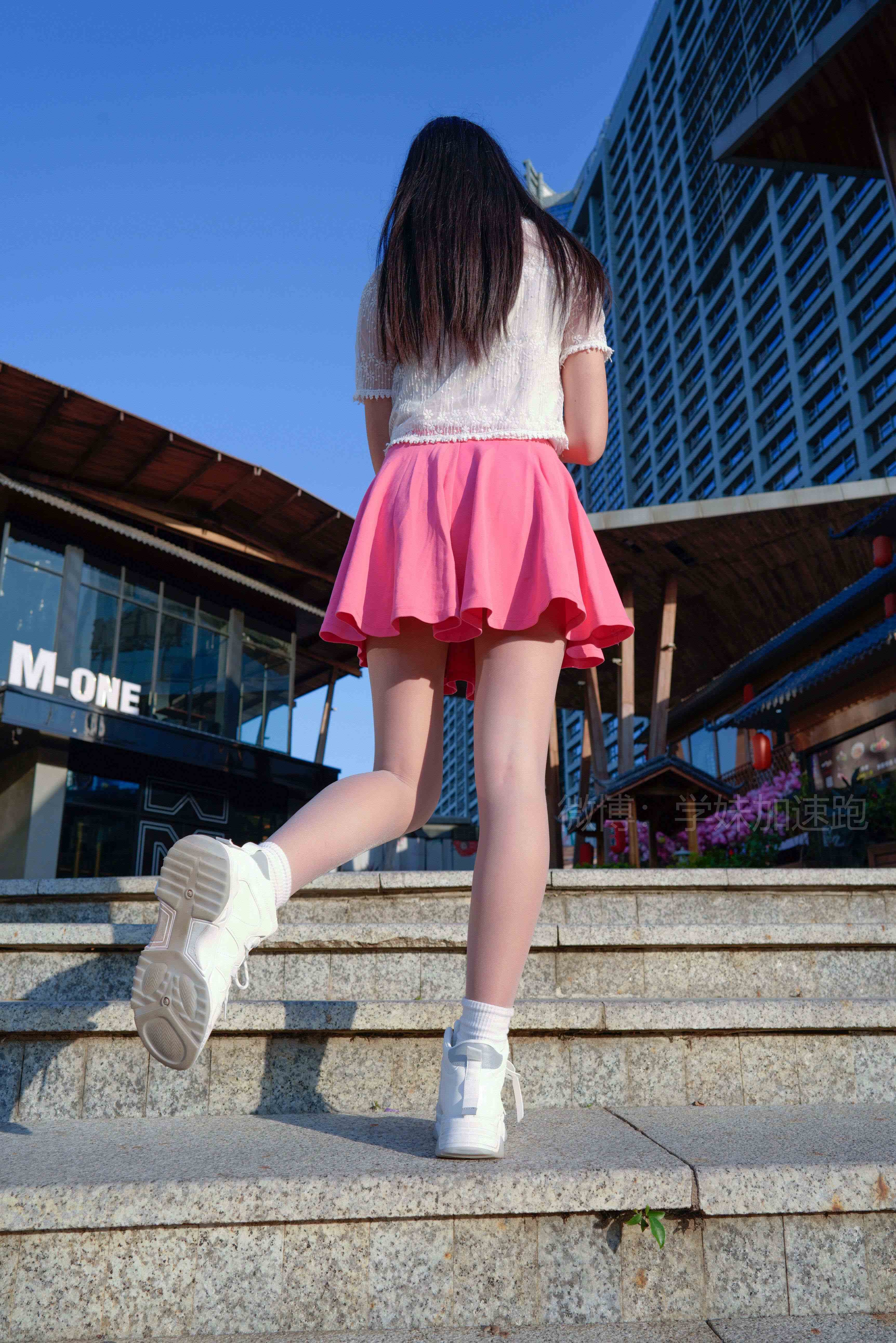 China Beauty Legs and feet 1433