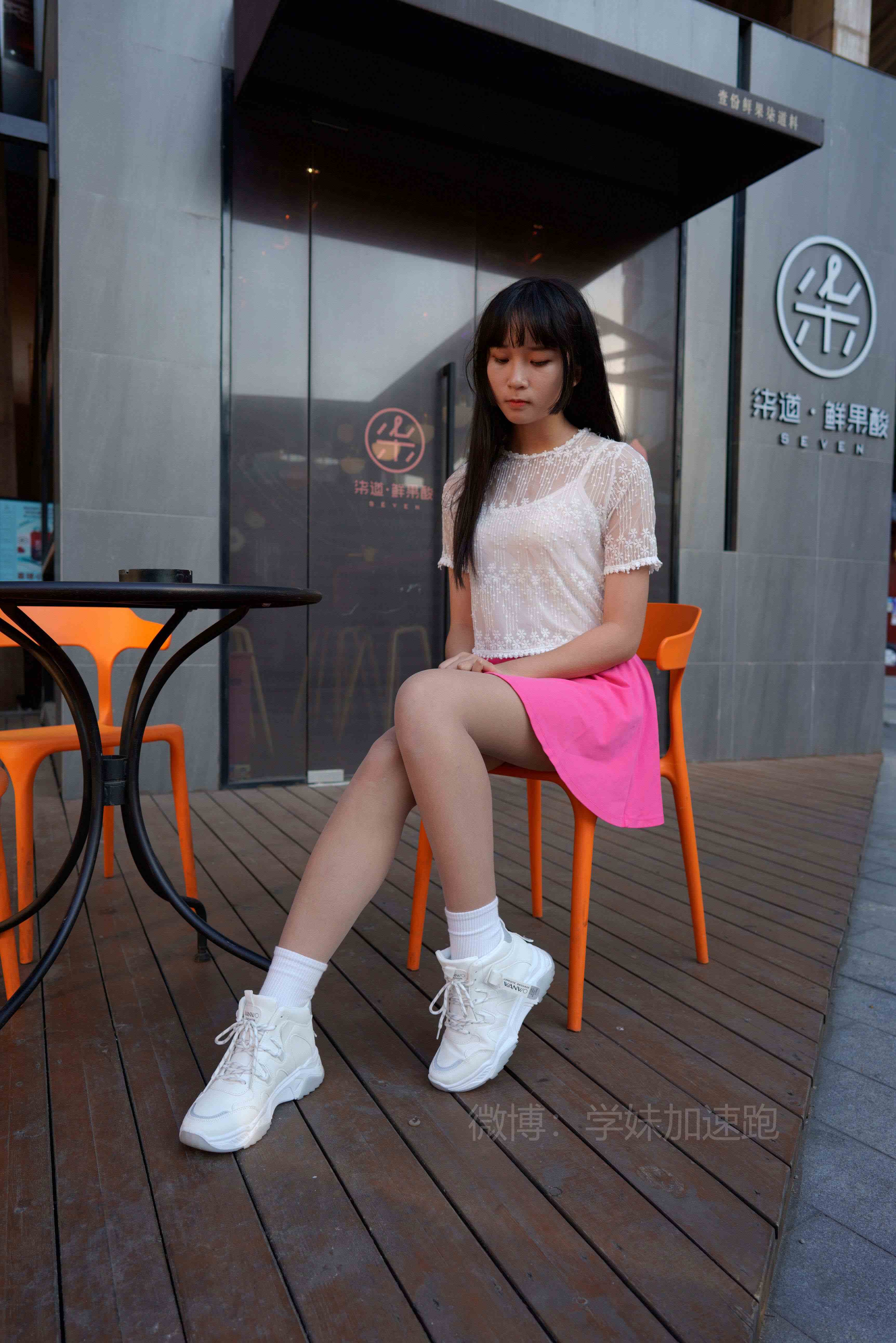 China Beauty Legs and feet 1433