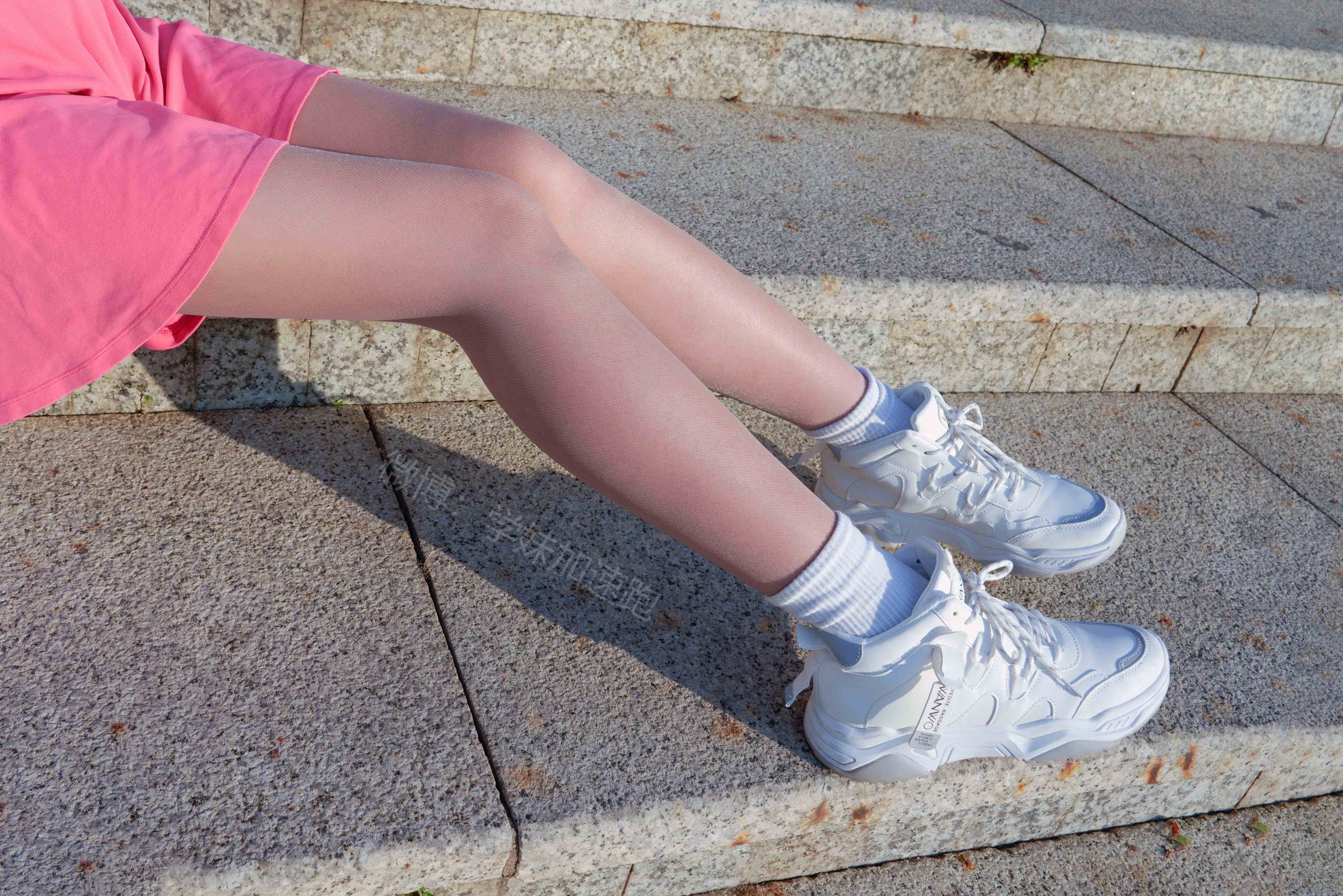 China Beauty Legs and feet 1433