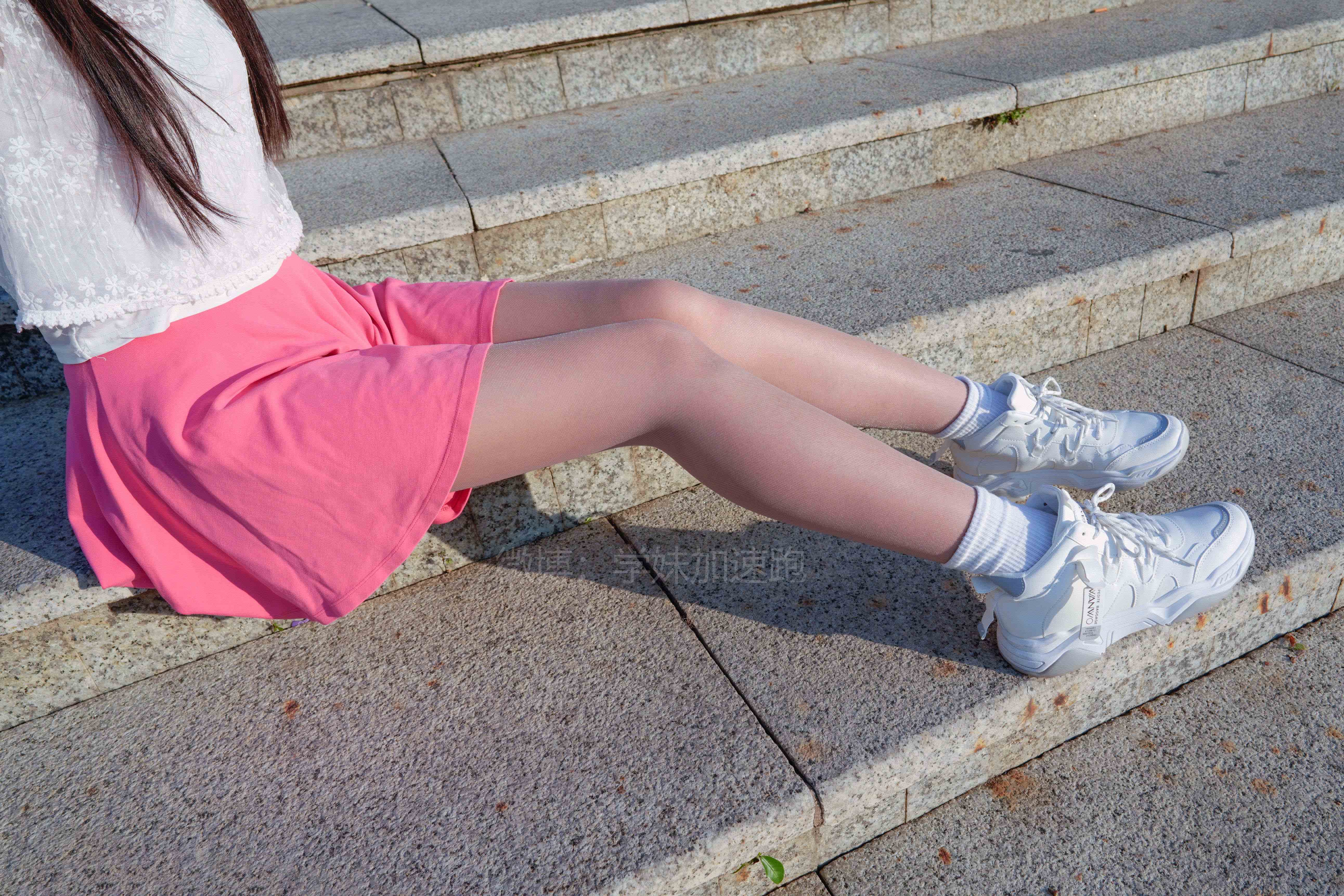 China Beauty Legs and feet 1433