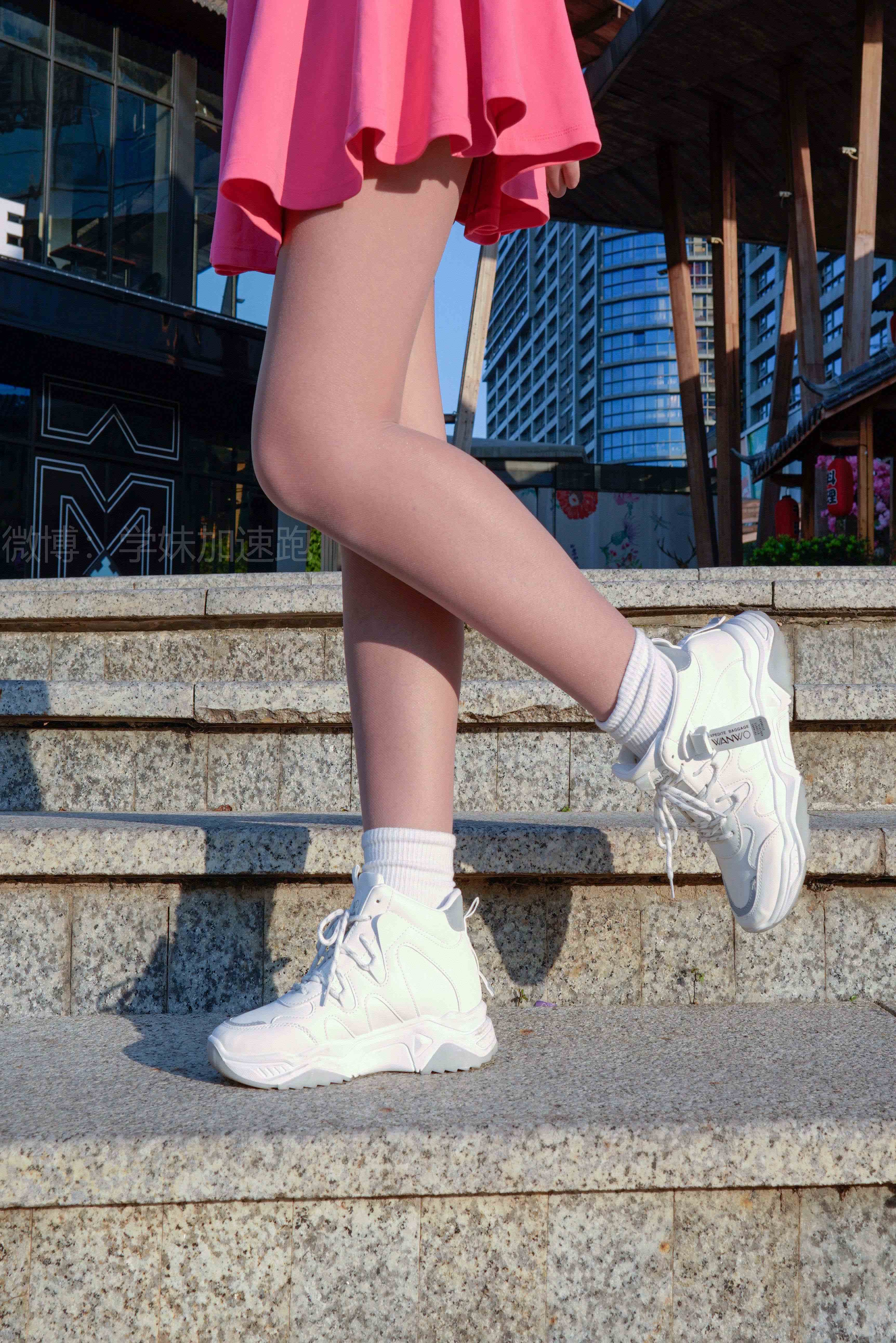 China Beauty Legs and feet 1433