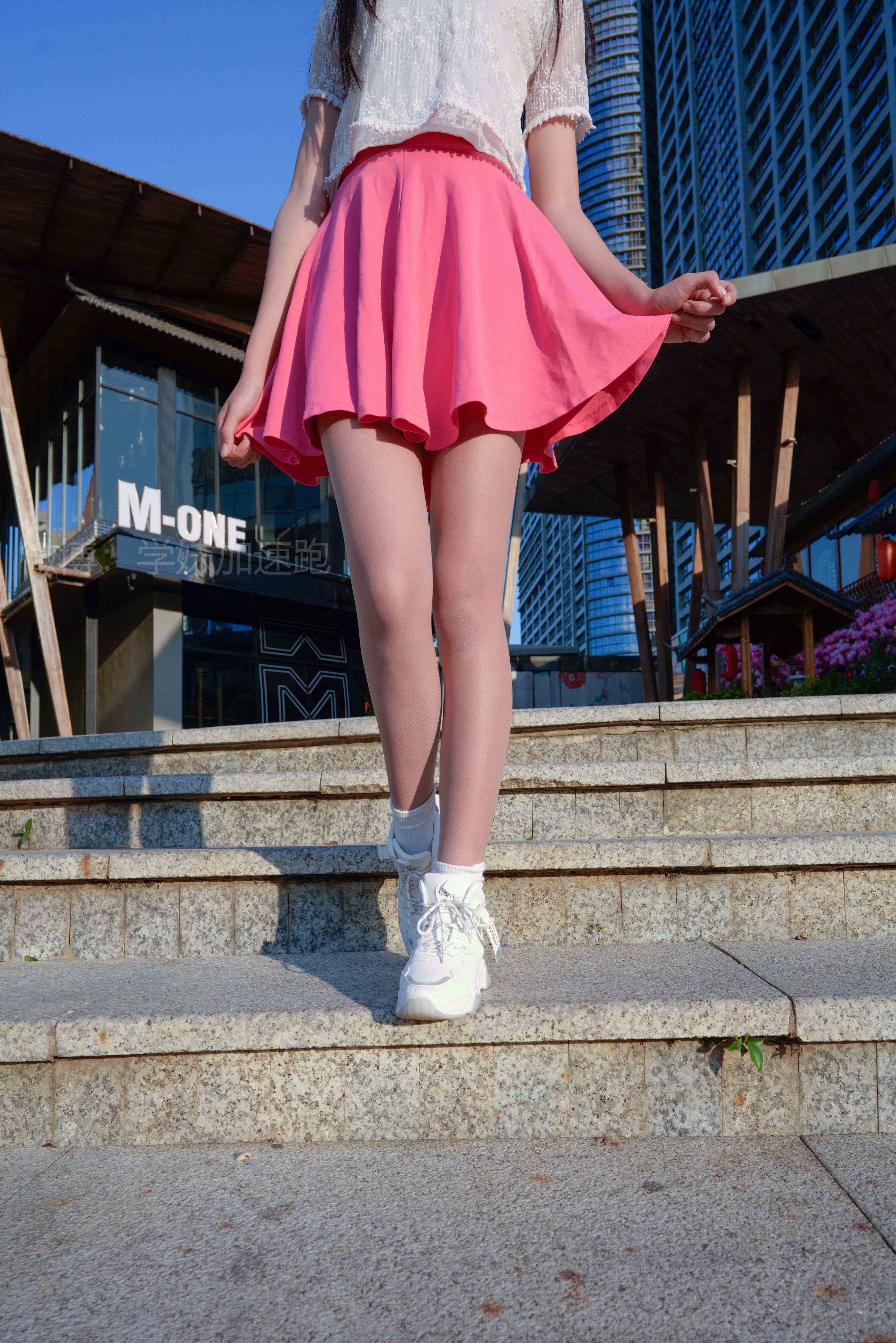 China Beauty Legs and feet 1433