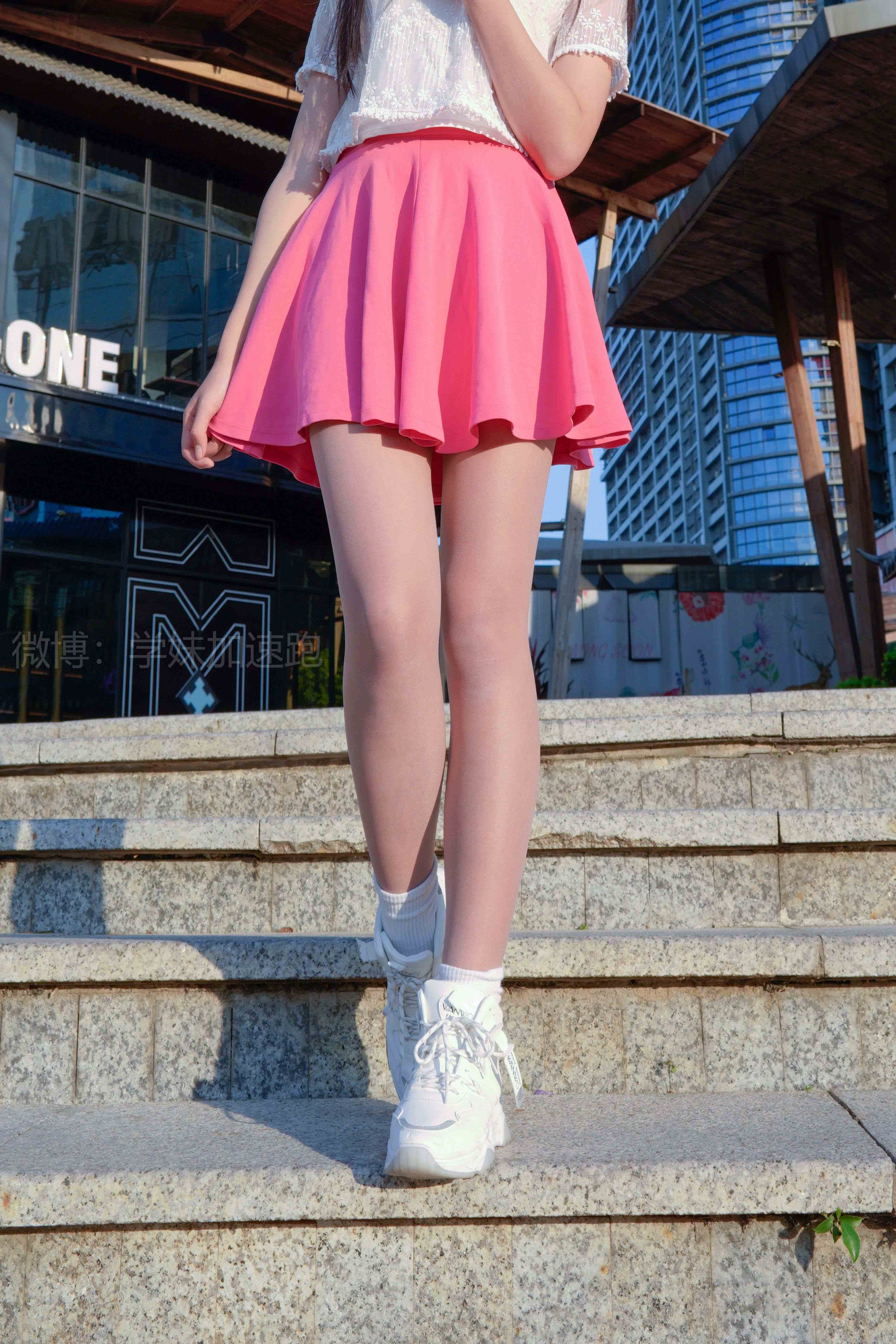 China Beauty Legs and feet 1433