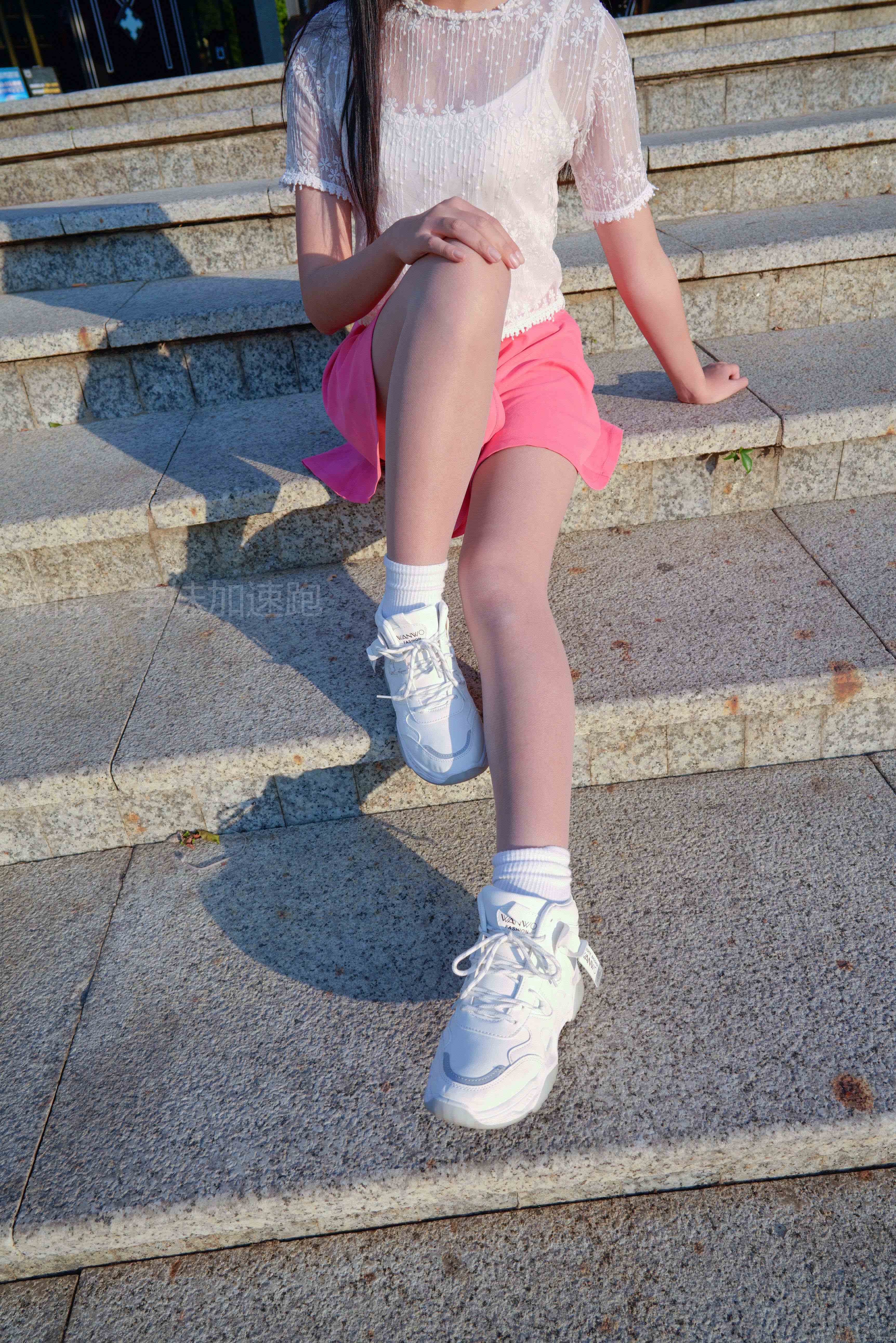 China Beauty Legs and feet 1433