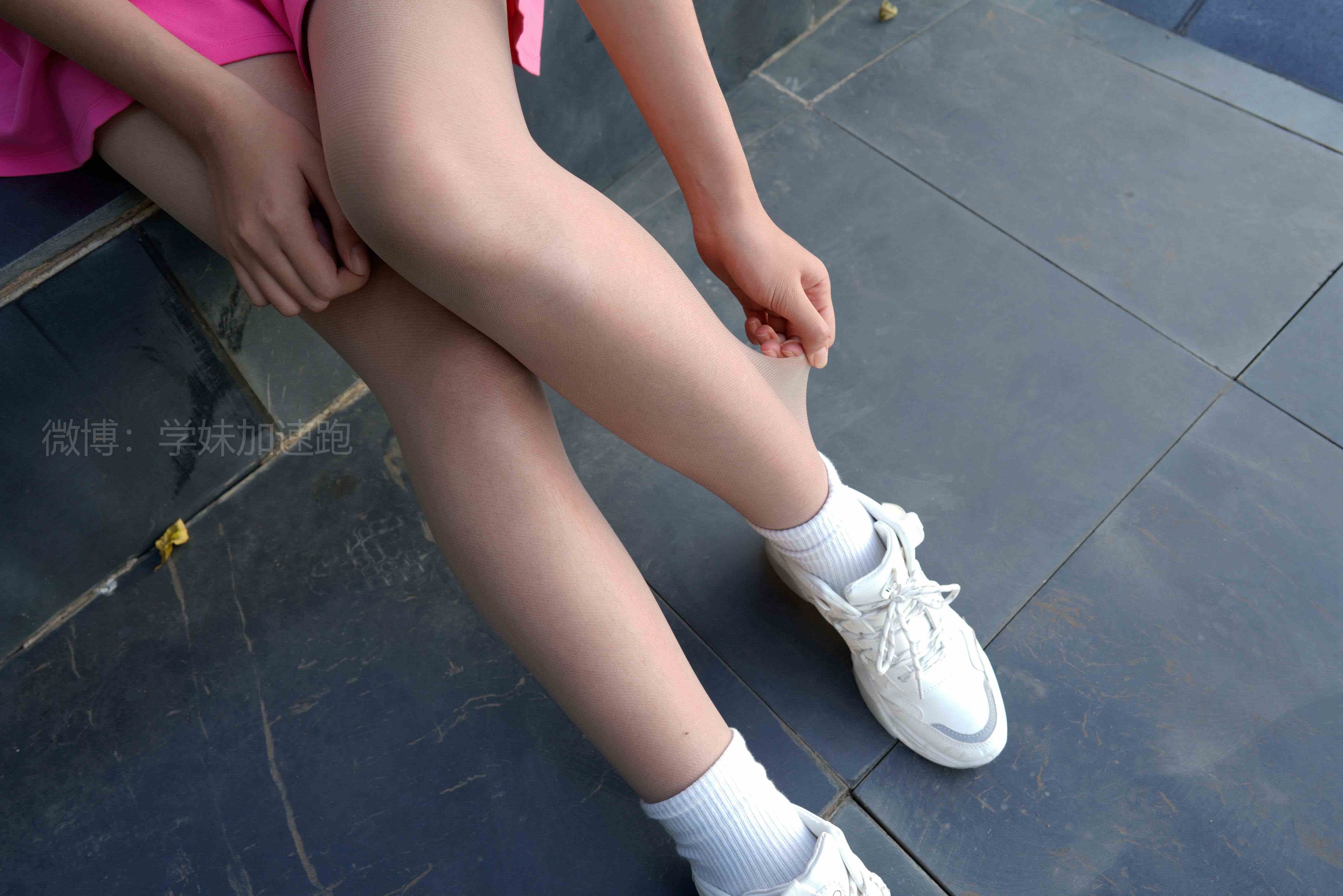 China Beauty Legs and feet 1433