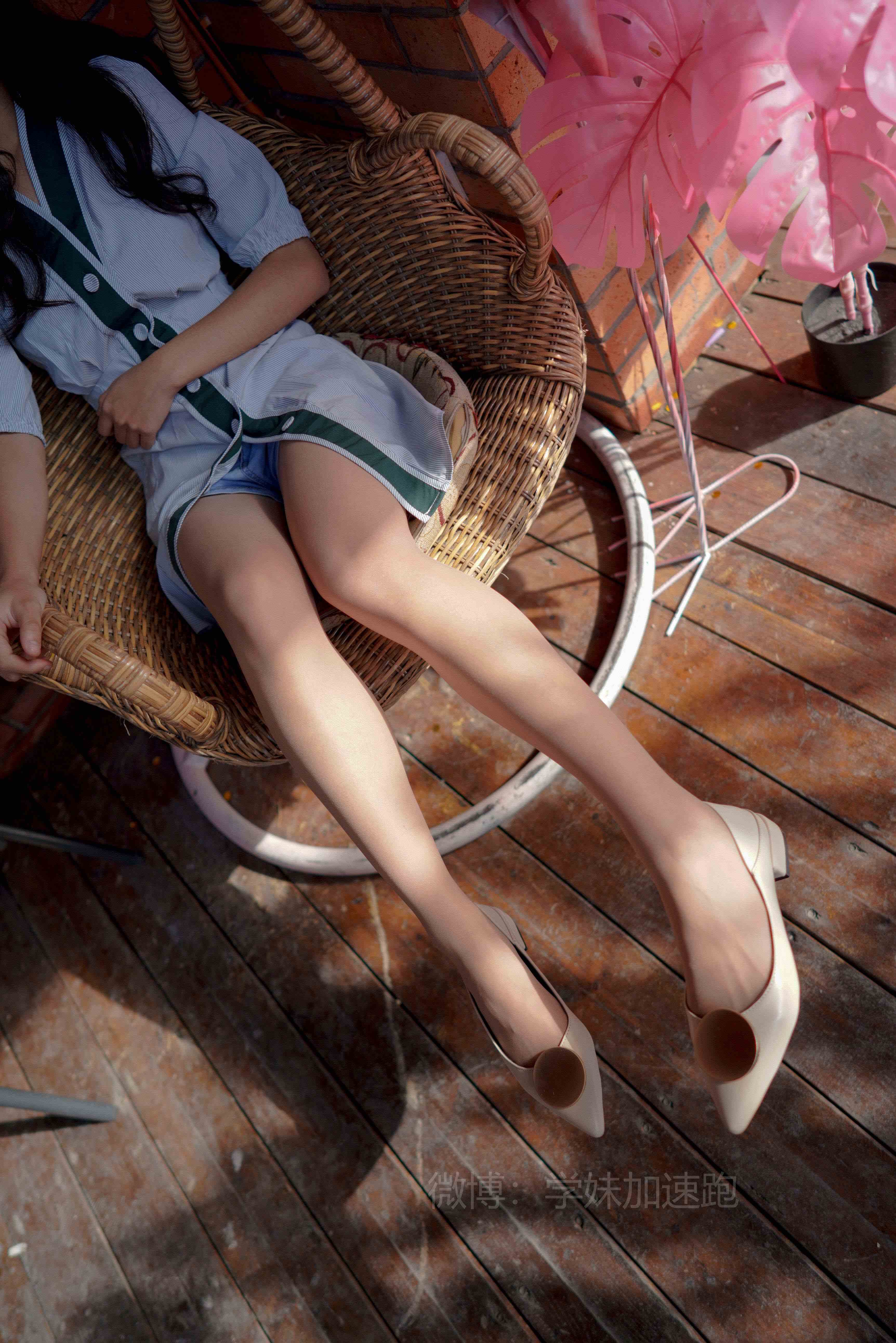 China Beauty Legs and feet 1434