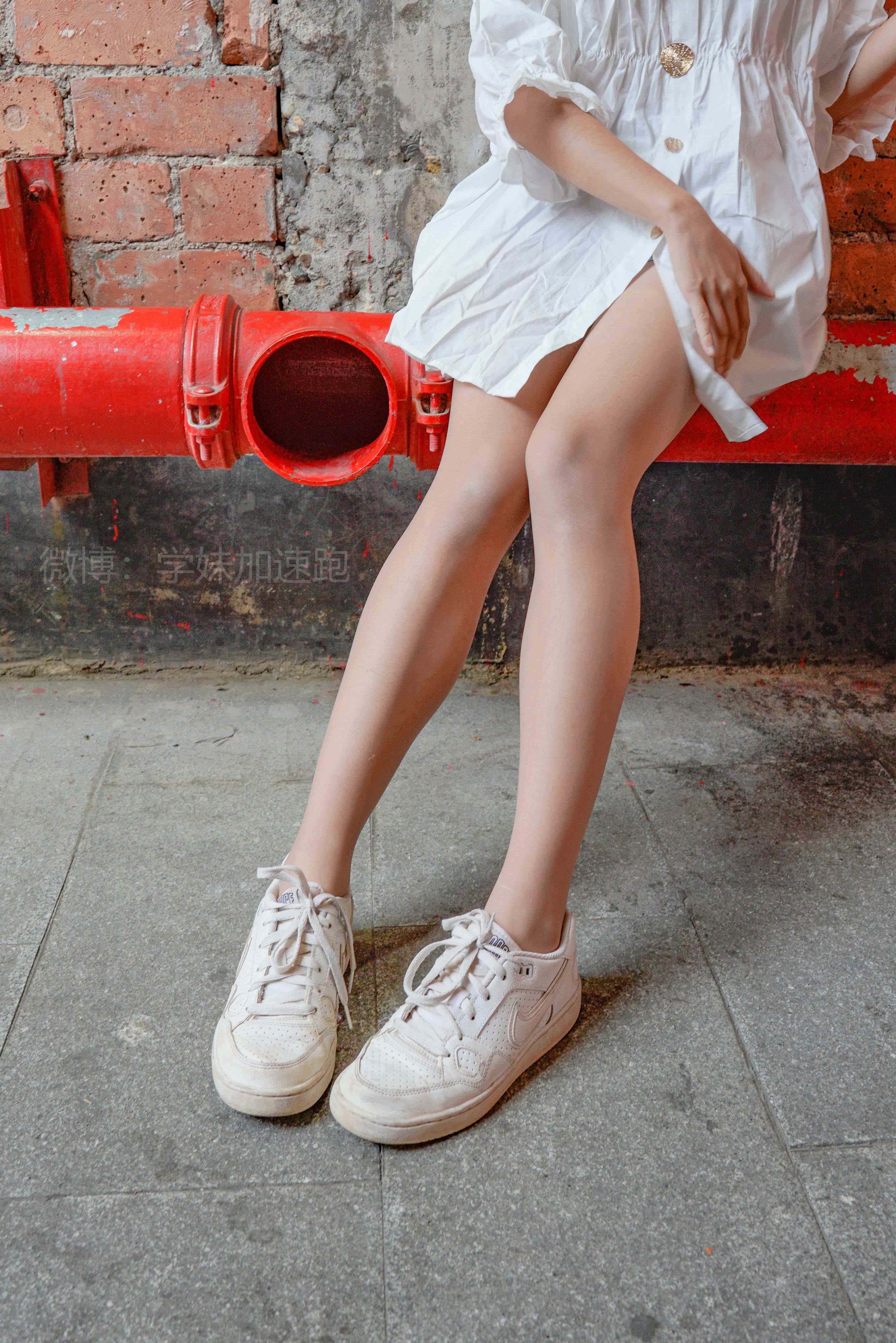 China Beauty Legs and feet 1436