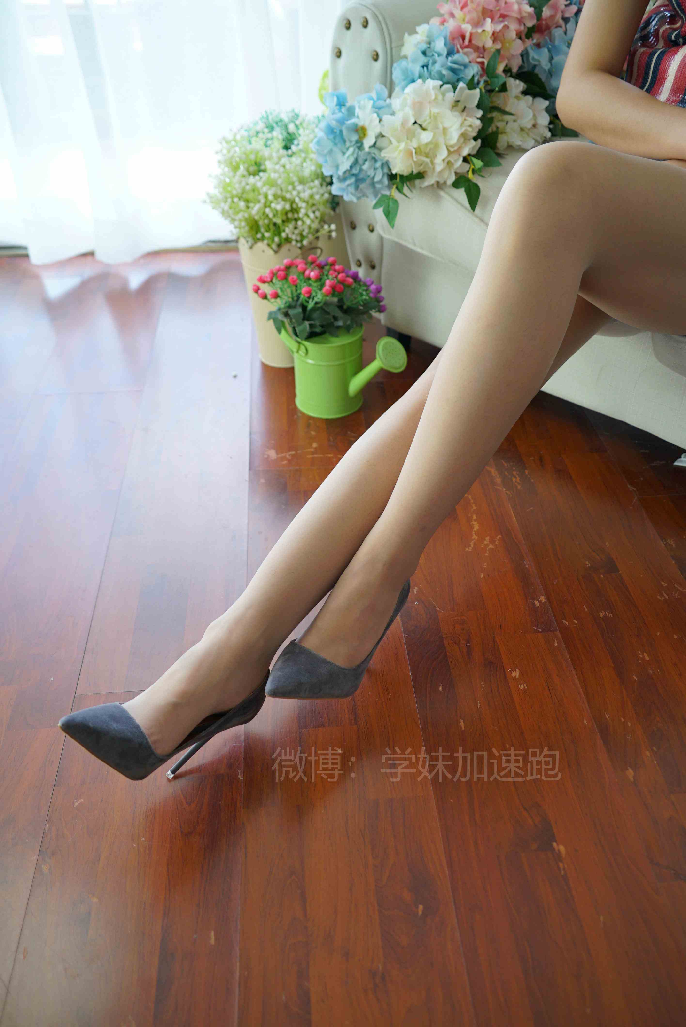 China Beauty Legs and feet 1437