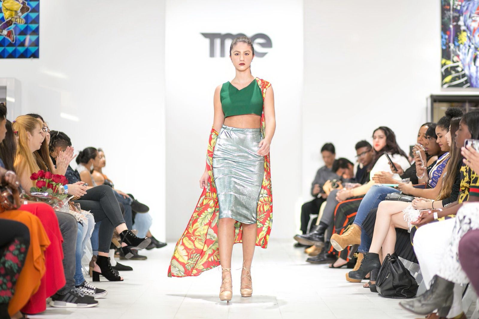 dumb "aspiring model" humiliated