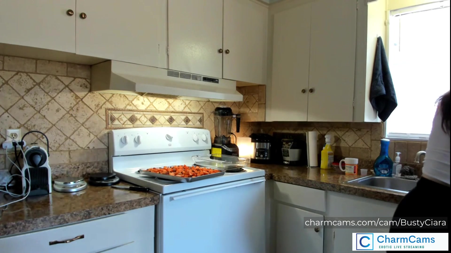 CharmCams Stars Get Dirty – Tits Out, Dildos In, and Nonstop