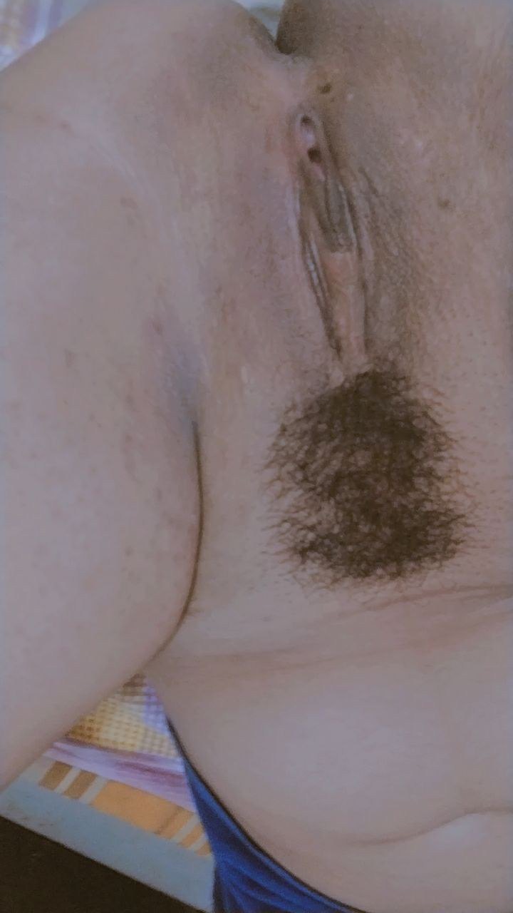 Big Ass & Big Tits Sexy Woman Pics