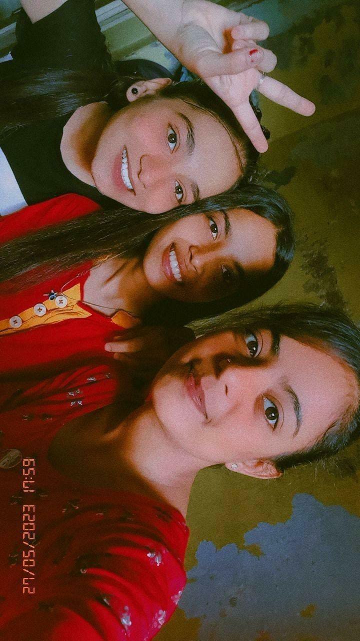 Cute Slim Babe Selfshot Pussy Pics