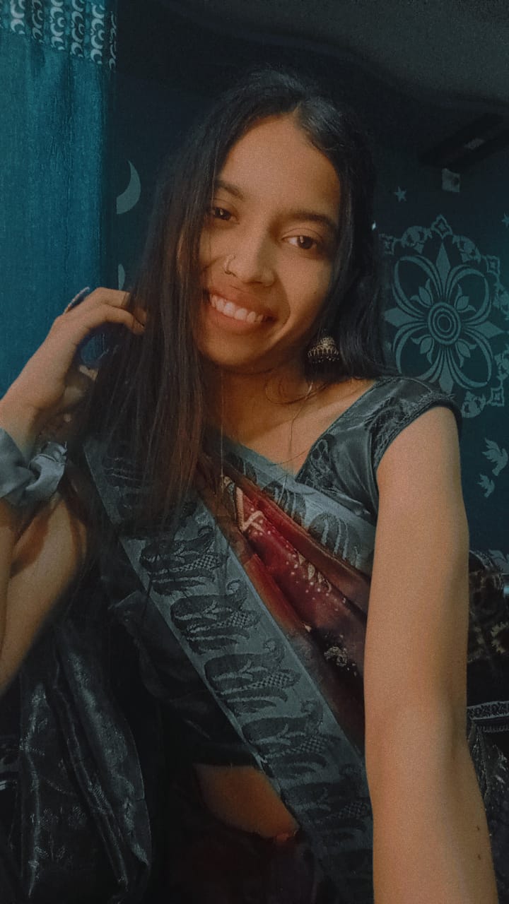 Cute Slim Babe Selfshot Pussy Pics