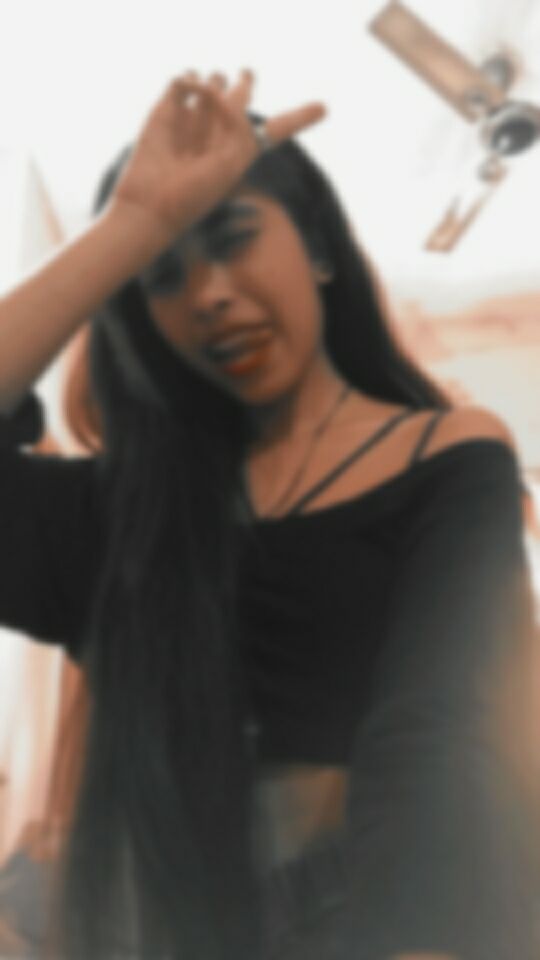 Cute Slim Babe Selfshot Pussy Pics