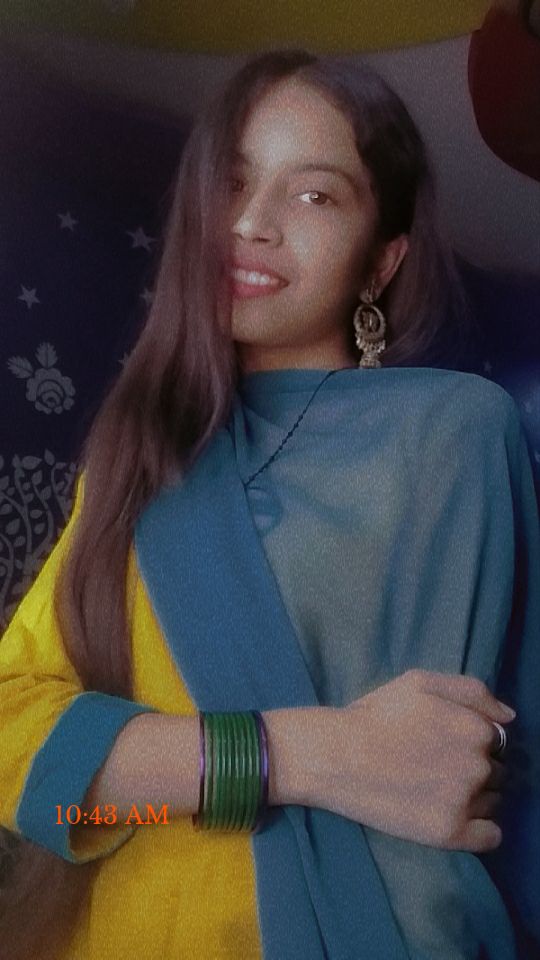 Cute Slim Babe Selfshot Pussy Pics