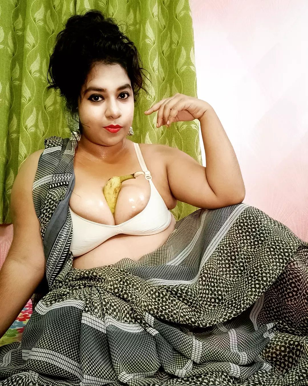 Monalisha Ghosh Nude Butterfly Love Honeybee Xxx Tilottama