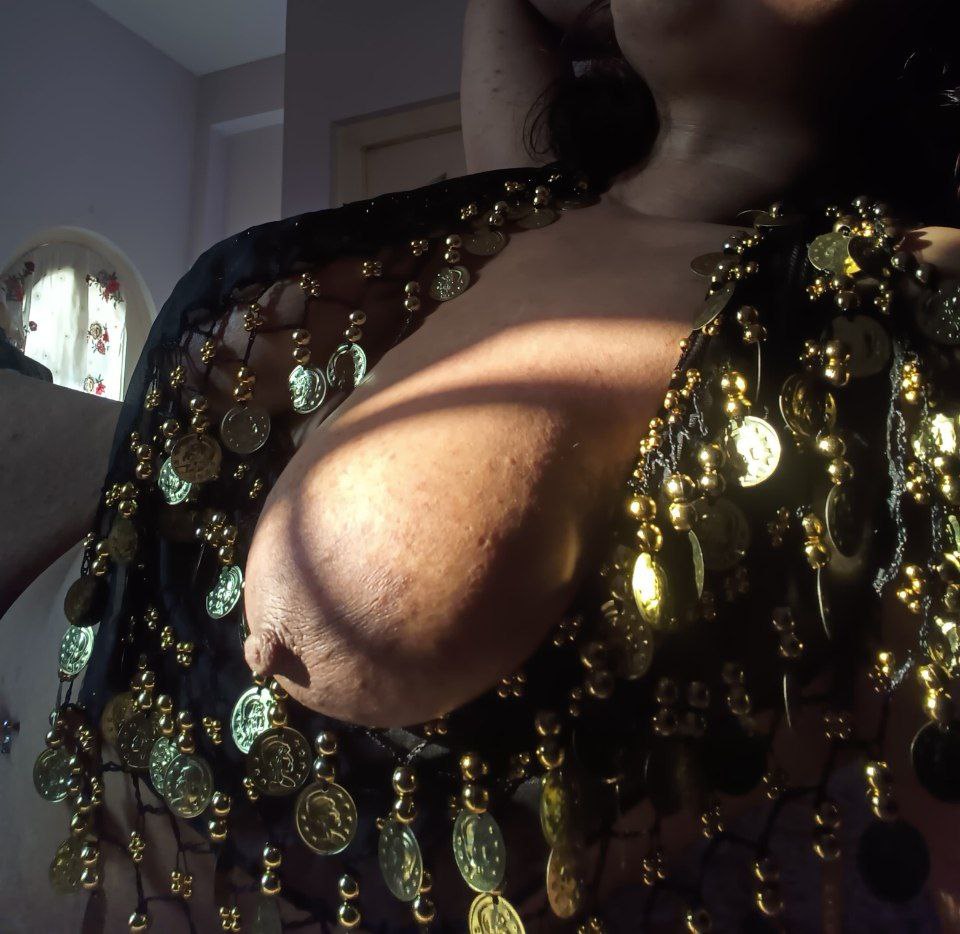 Hercanvass Nude GG Xxx