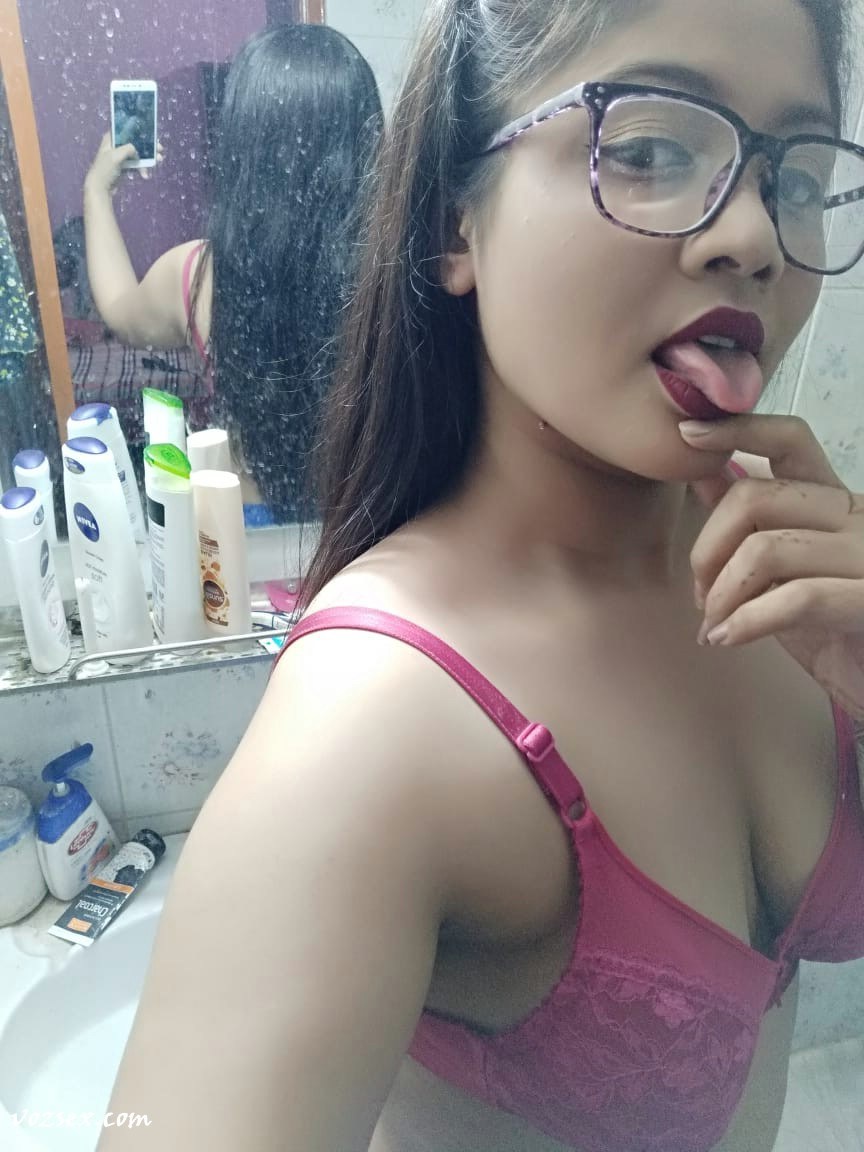 Bangladeshi Girl Srabontee Daffodil University Student Nude