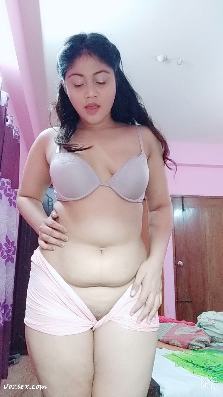 Bangladeshi Girl Srabontee Daffodil University Student Nude