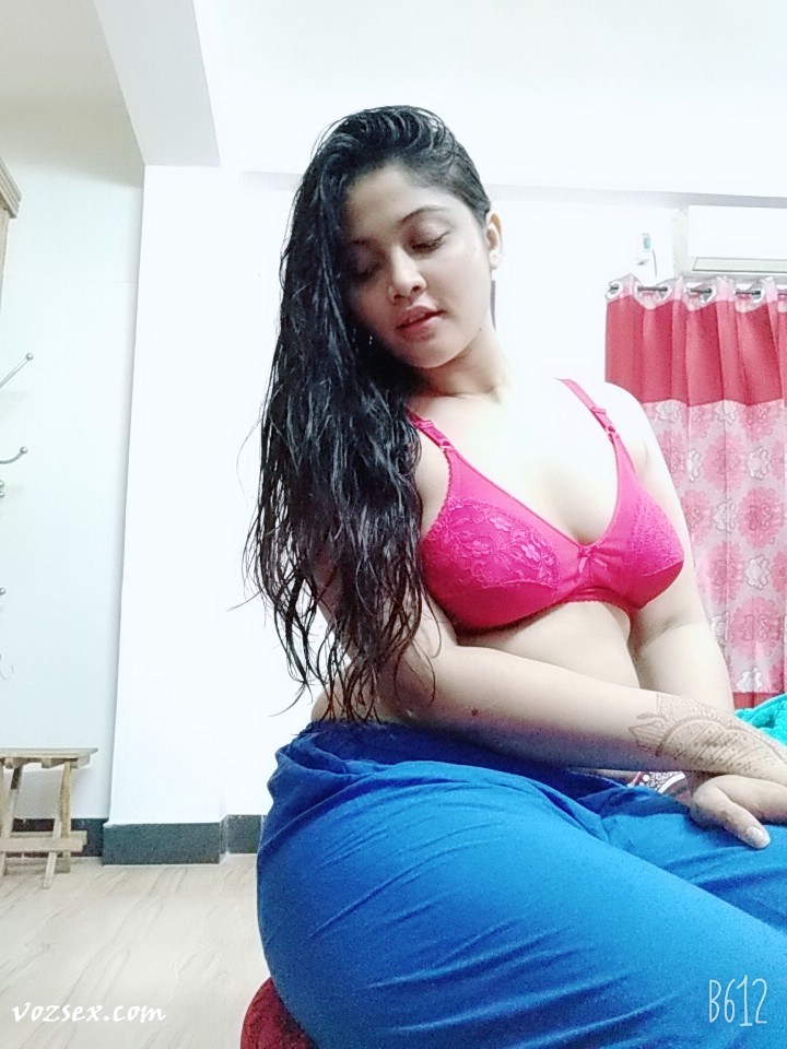 Bangladeshi Girl Srabontee Daffodil University Student Nude