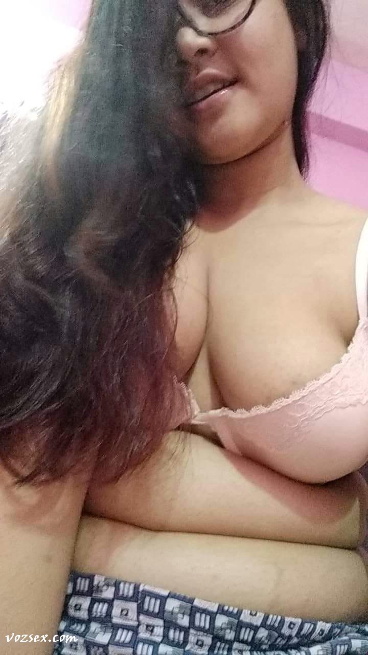 Bangladeshi Girl Srabontee Daffodil University Student Nude