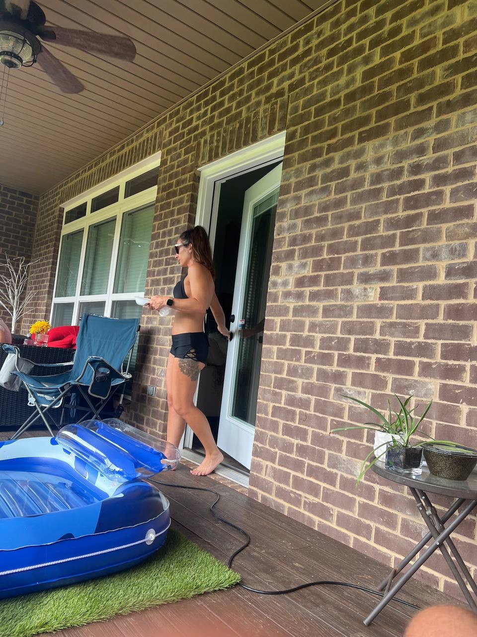 Lara and cuck husband