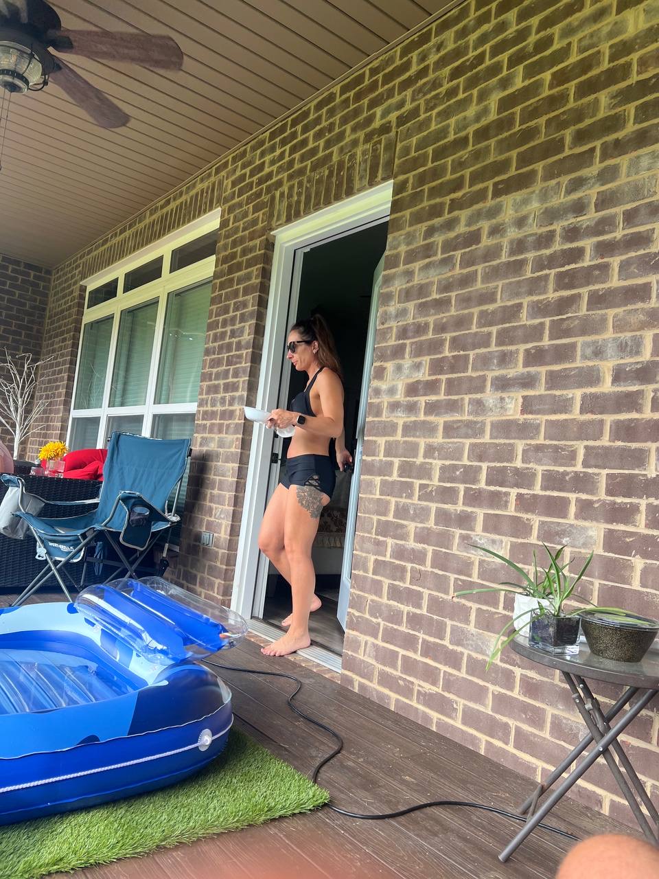 Lara and cuck husband