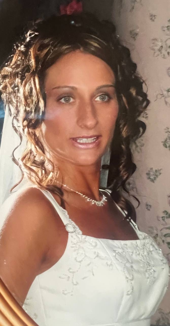 Lara and cuck husband