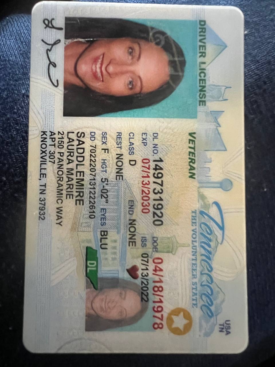 Lara and cuck husband